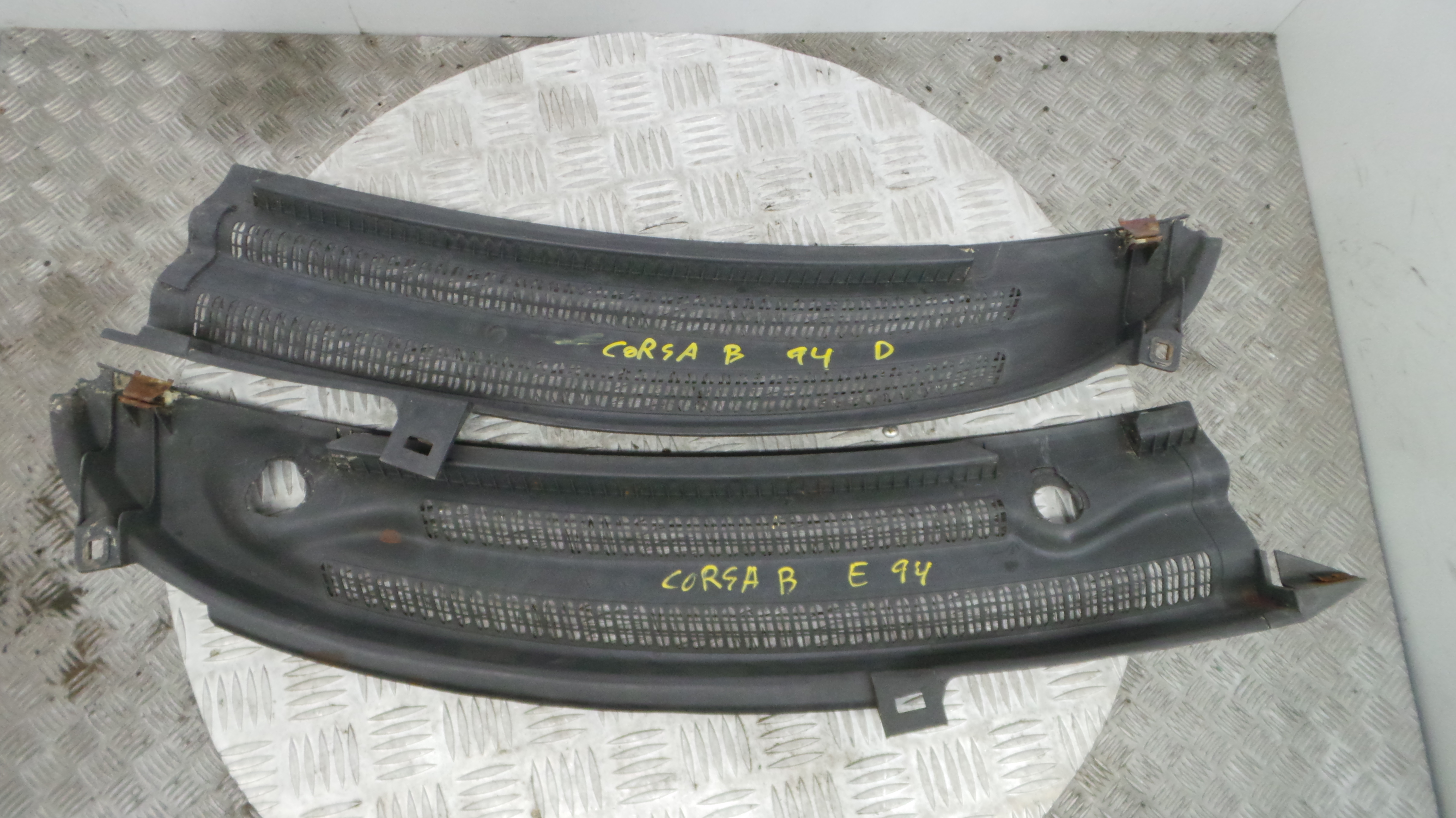 Torpedo 90386771 - OPEL CORSA B (S93)-36711641