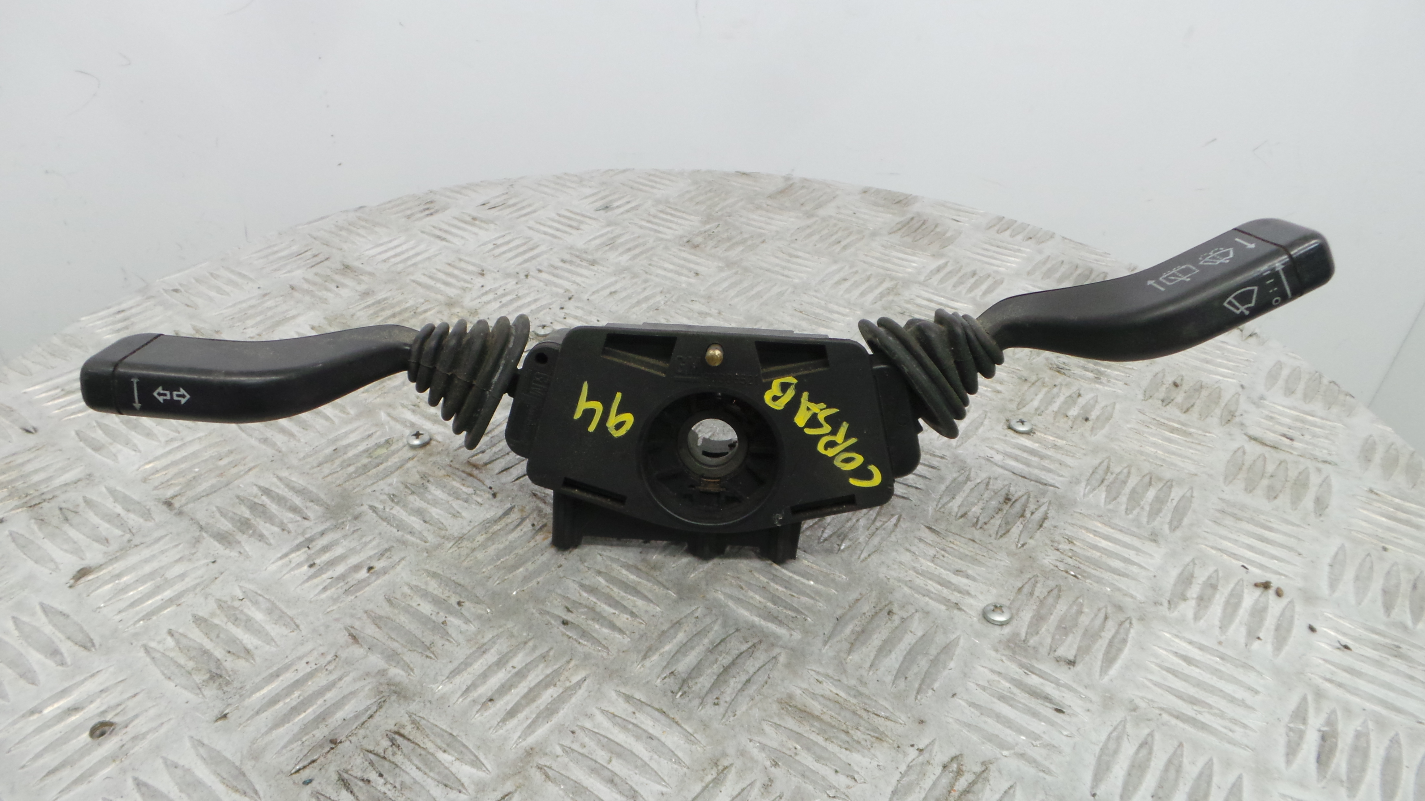 Manete / Comando dos Piscas 90306521 - OPEL CORSA B (S93)-36711808