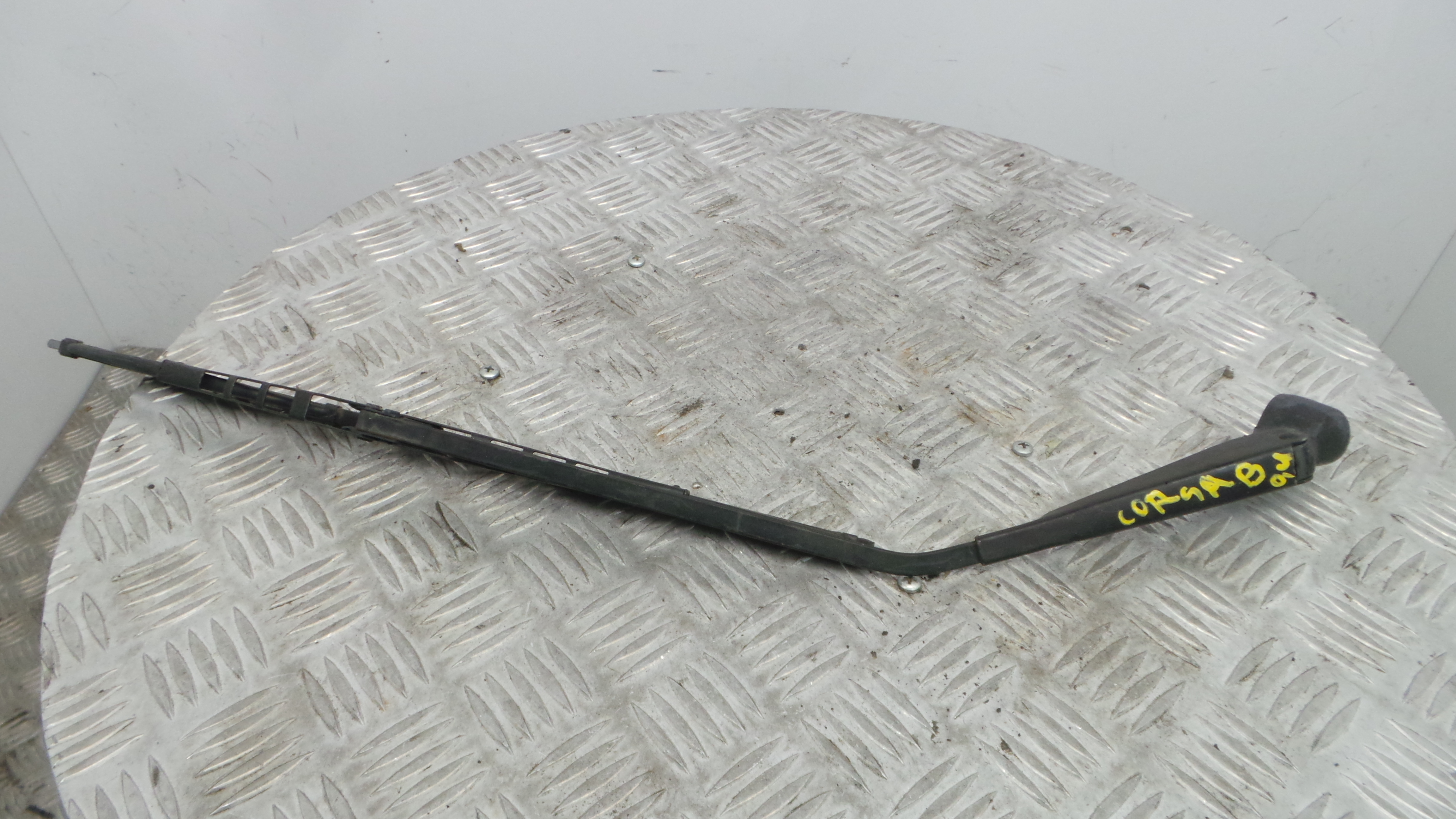 Braço Traseiro Para Brisas  - OPEL CORSA B (S93)-36711815 Braço Traseiro Para Brisas  - OPEL CORSA B (S93)-36711815