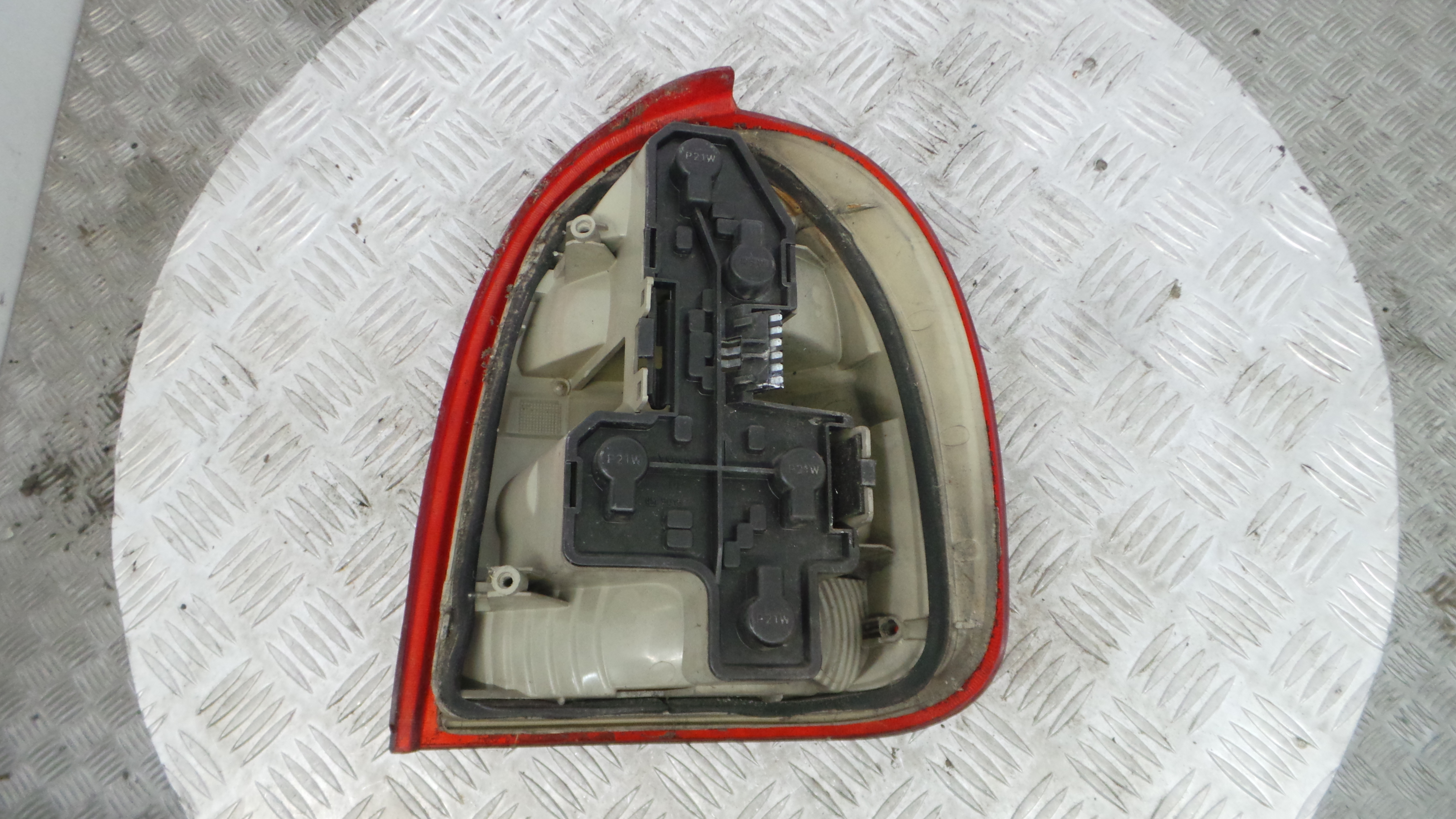 Farolim Stop Esq 90444141 - OPEL CORSA B (S93)-36711817