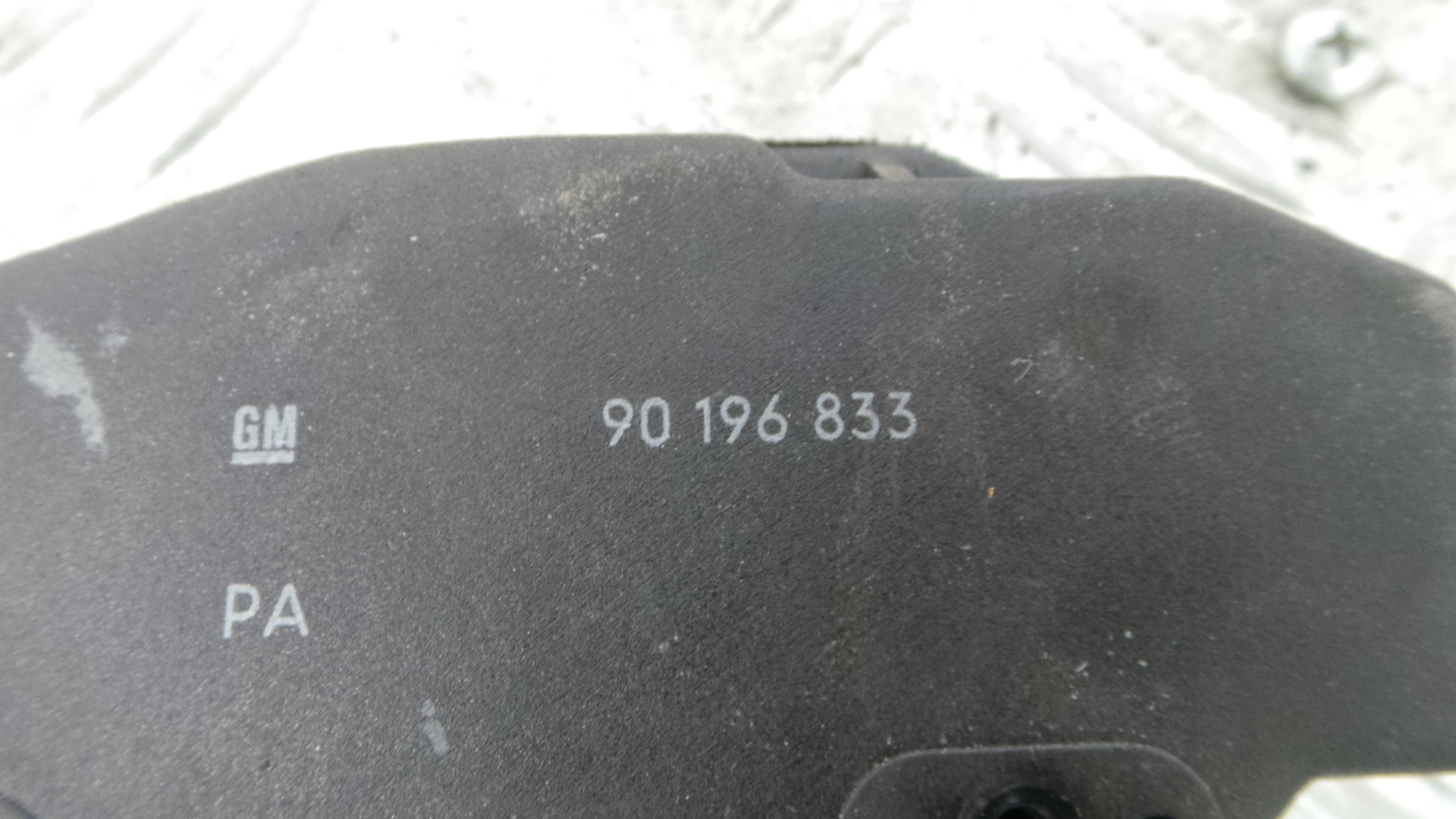 Pistola Fecho Central Mala 90196833 - OPEL CORSA B (S93)-36711826