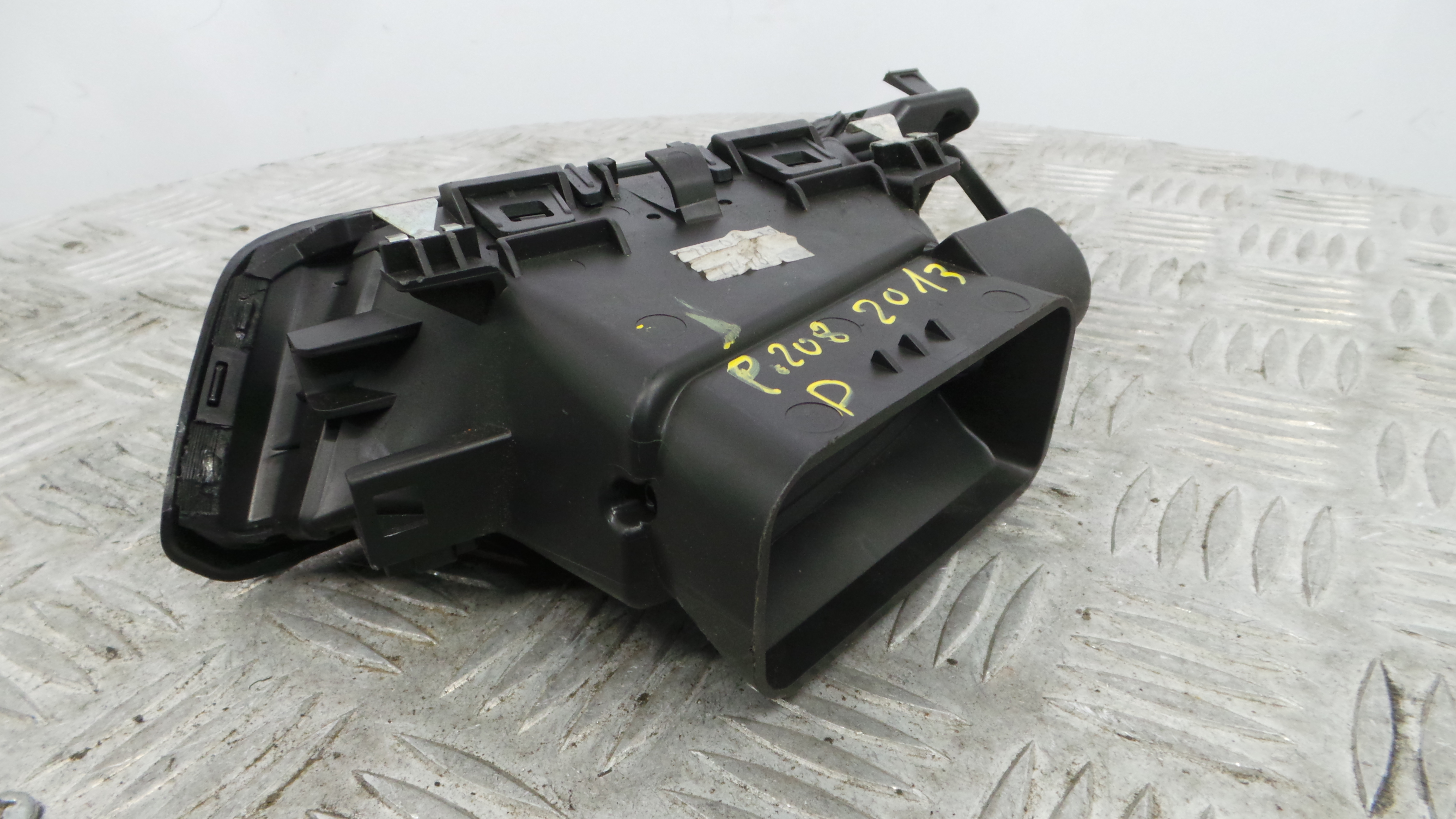 Grelha da Sofagem 9633131777 - PEUGEOT 208 I (CA_, CC_)-36712944