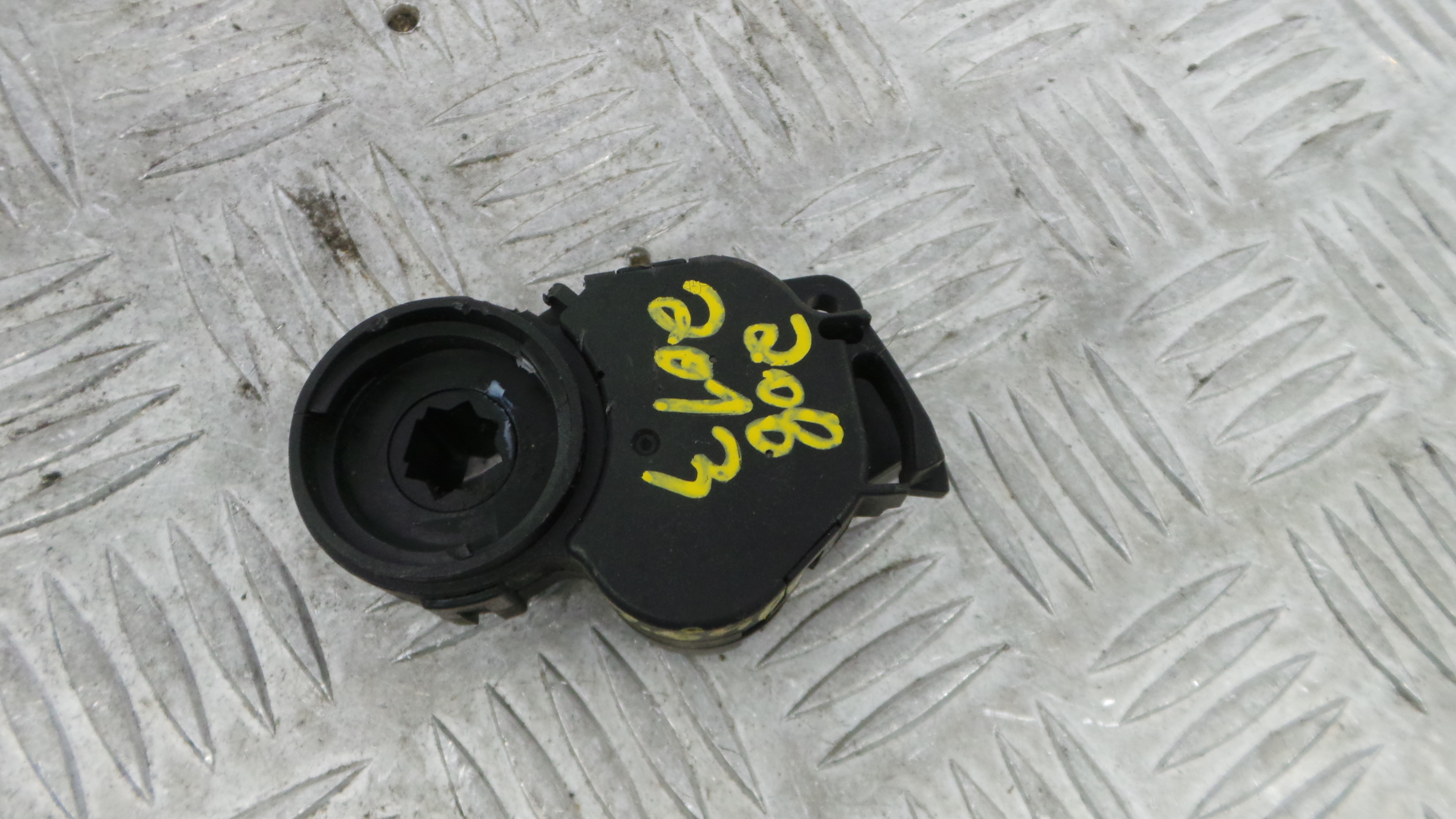 Atuador do Circuito de Ar  T1009914P - PEUGEOT 208 I (CA_, CC_)-36713005