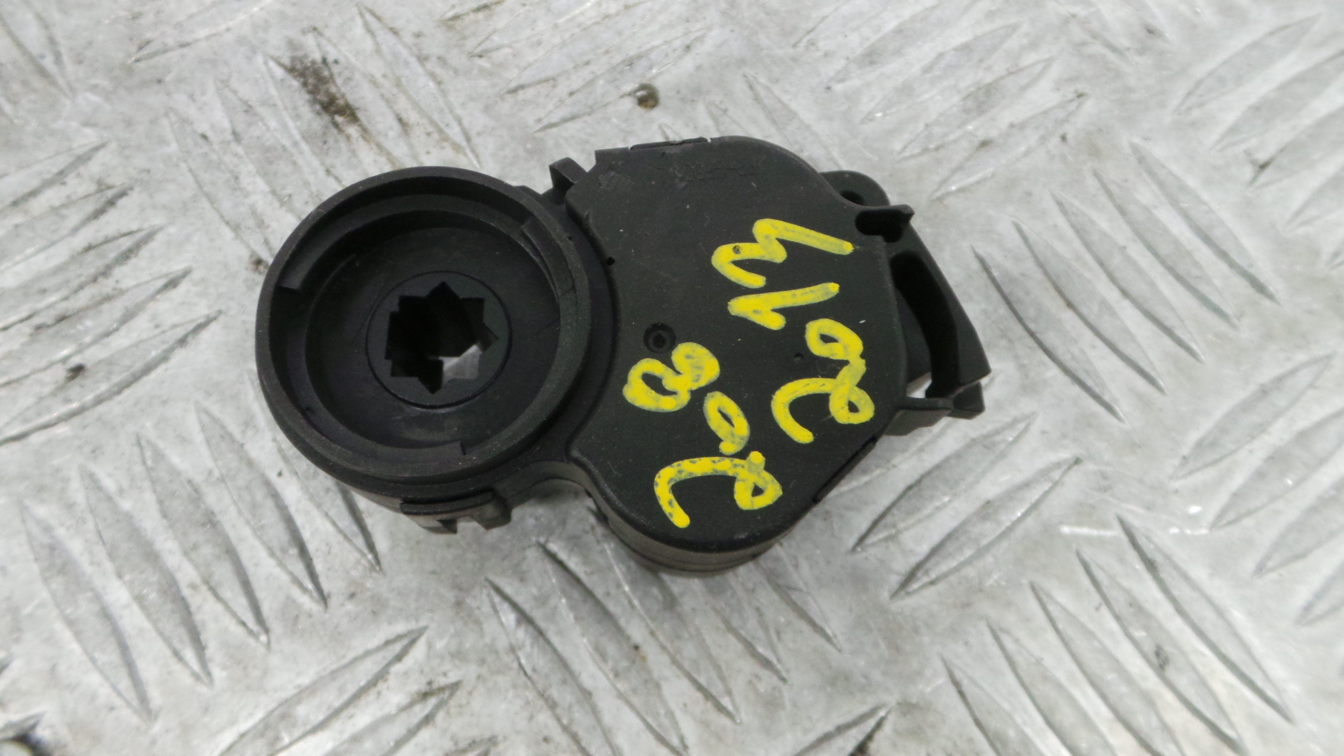 Atuador do Circuito de Ar  T1009914P - PEUGEOT 208 I (CA_, CC_)-36713011