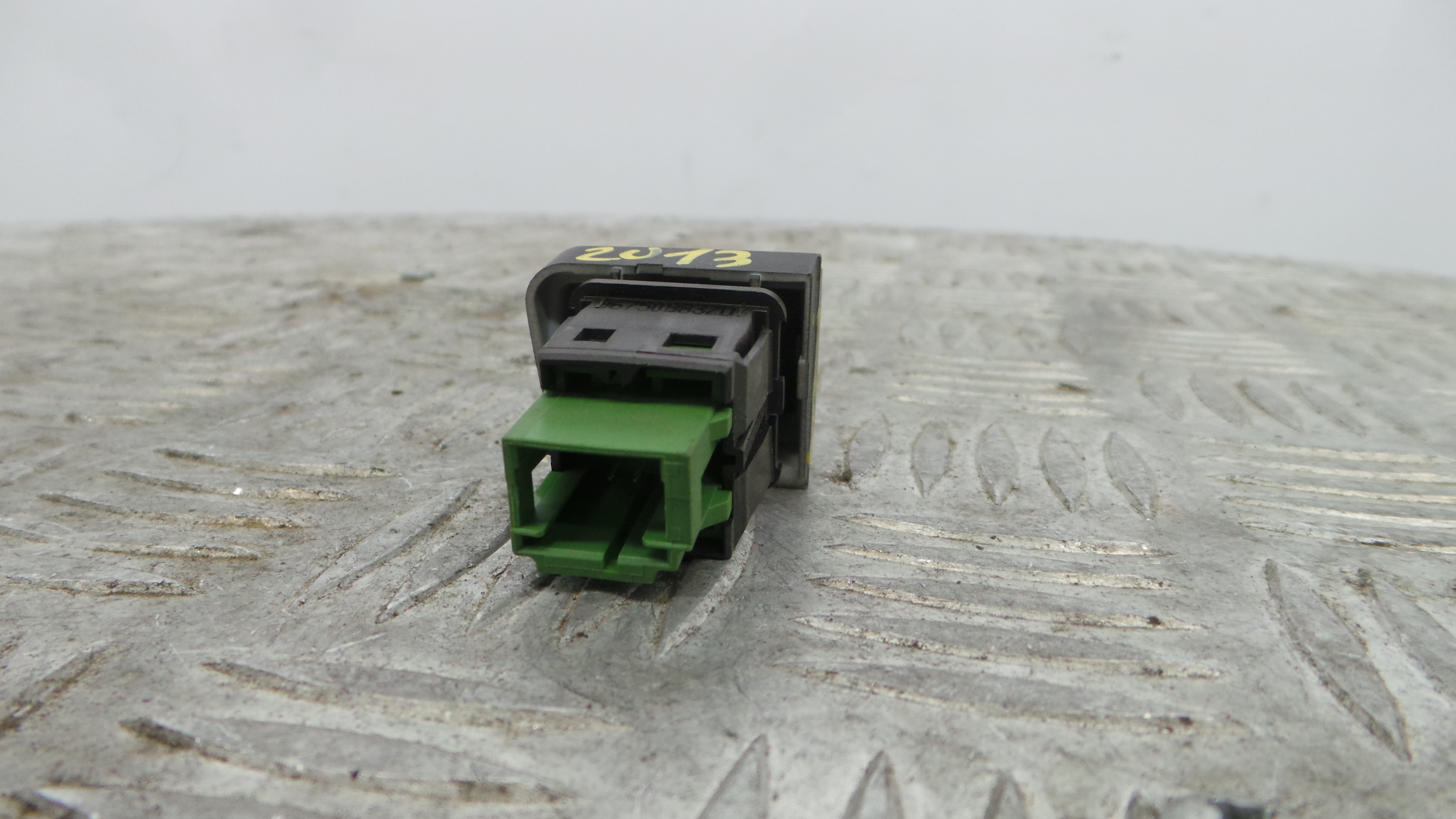 Botão de Bloqueio da Porta  96750883ZD - PEUGEOT 208 I (CA_, CC_)-36713017