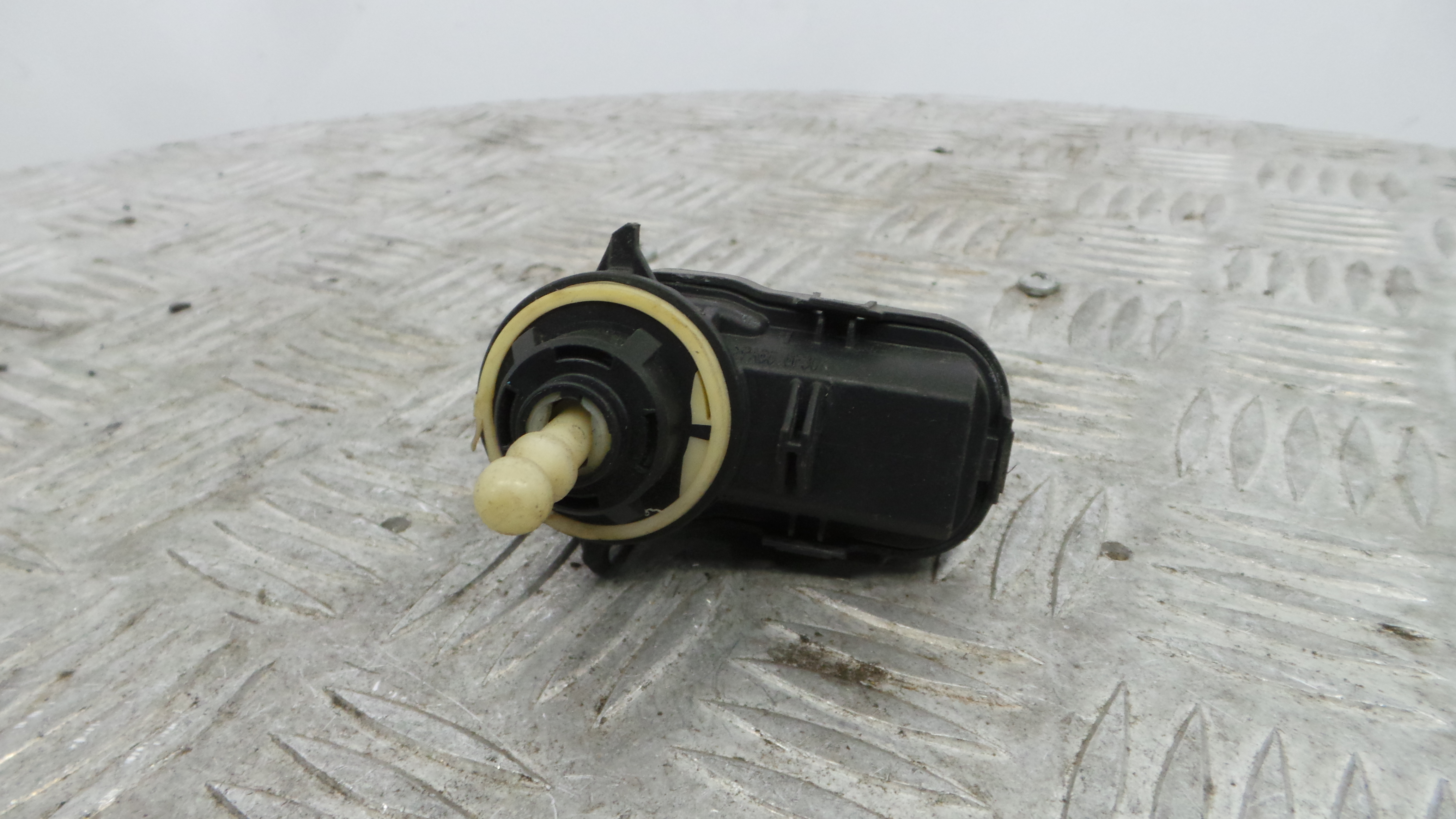 Motor de Regulação de Faróis  - PEUGEOT 208 I (CA_, CC_)-36713020