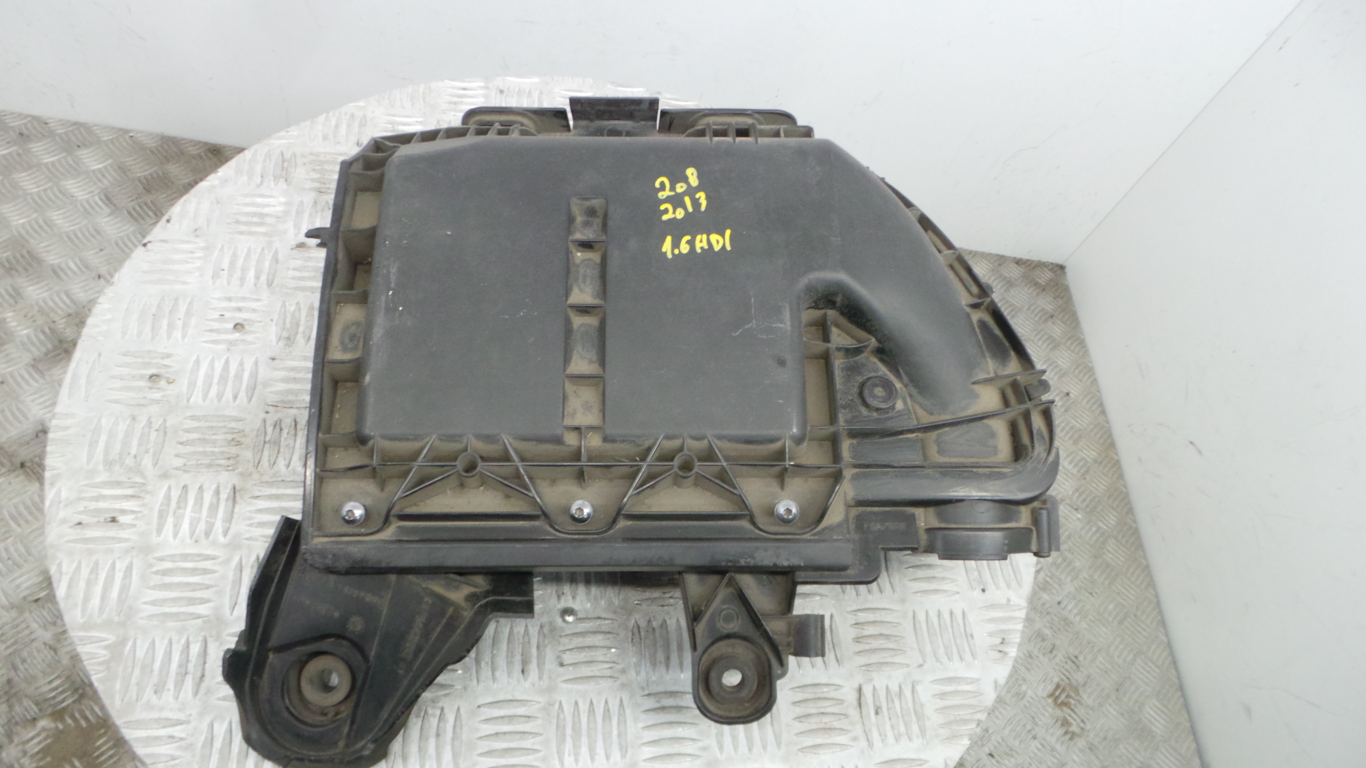 Caixa Filtro de Ar  9673061080 - PEUGEOT 208 I (CA_, CC_)-36713181