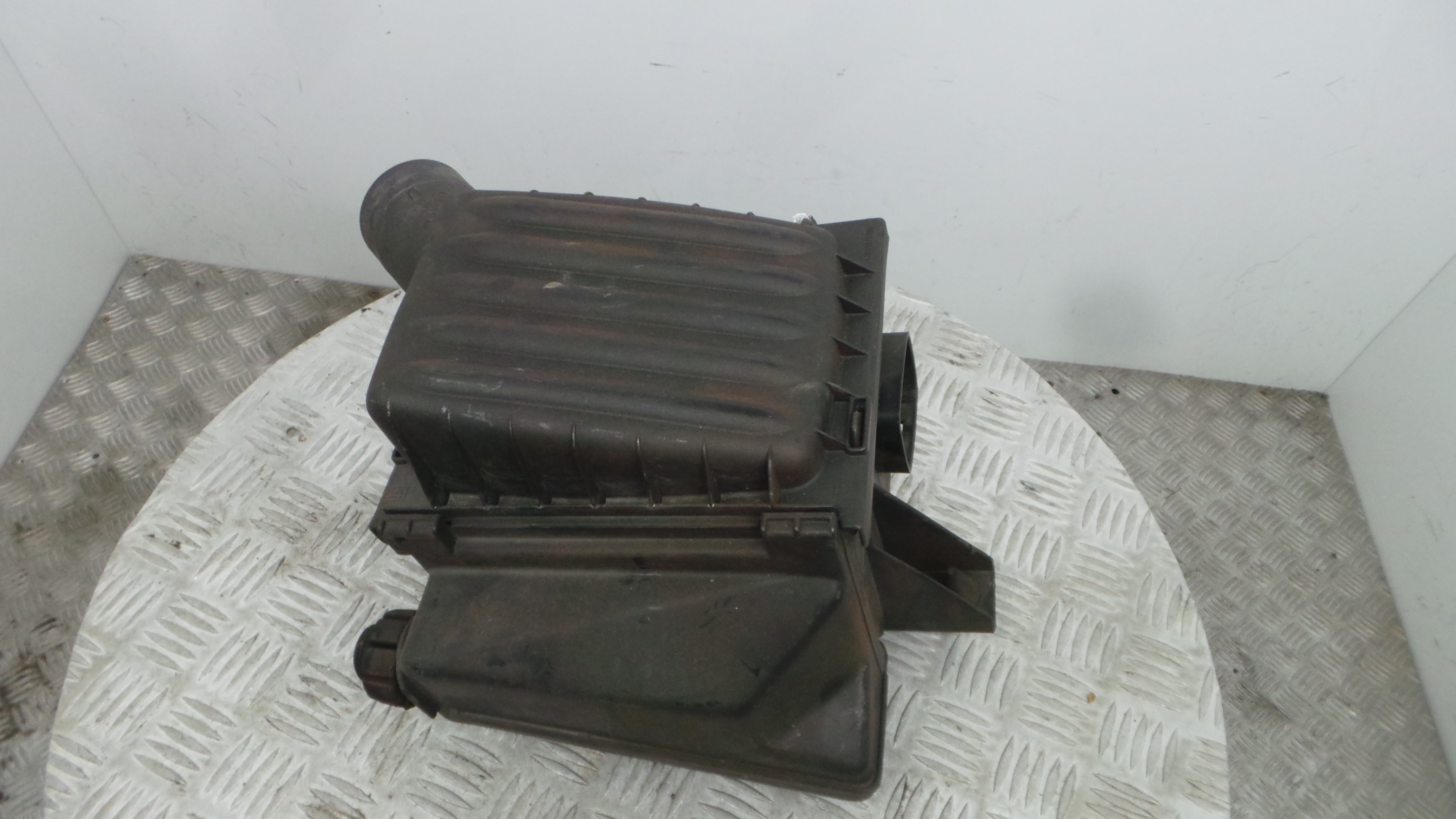 Caixa Filtro de Ar  90467667 - OPEL CORSA B (S93)-36713222