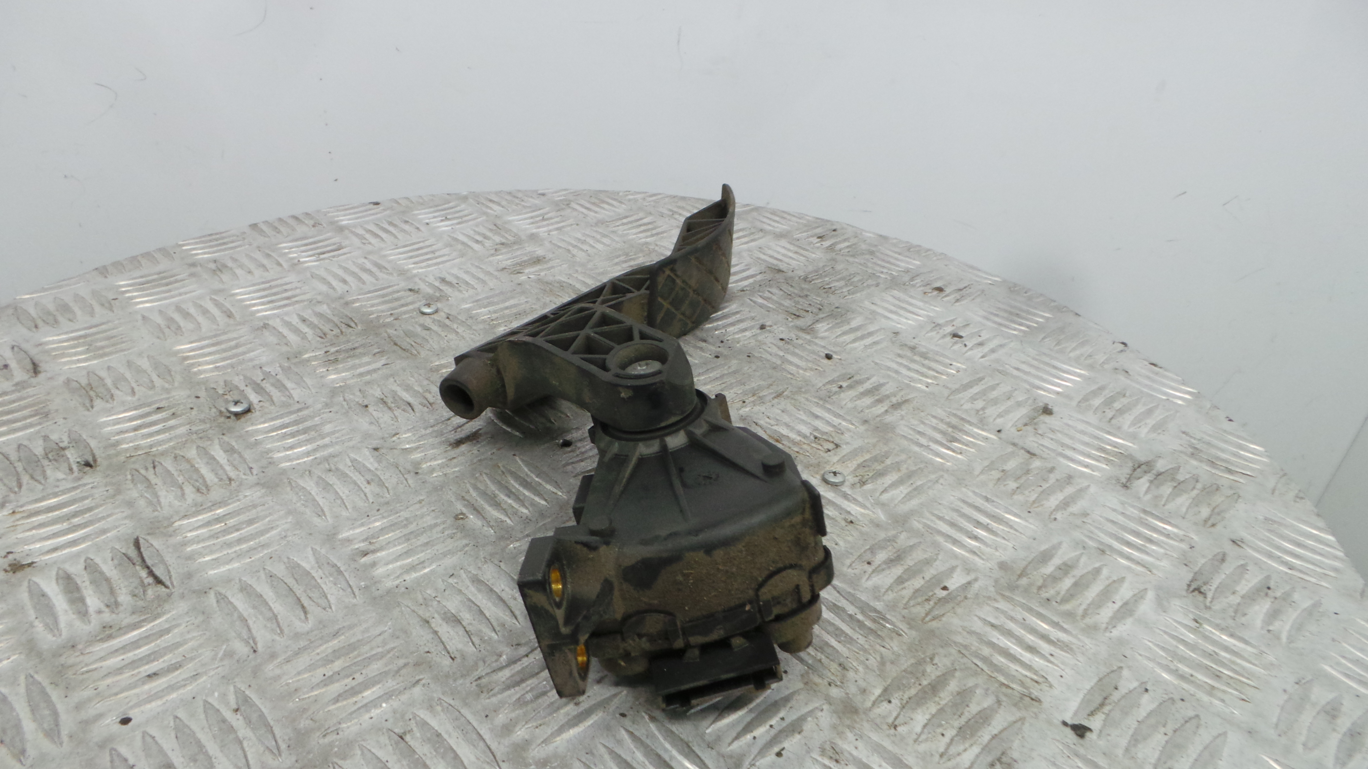 Pedal do Acelerador 8D1721523 - VW PASSAT B5 Estate (3B5), PASSAT B5 Variant (3B5)-36713416