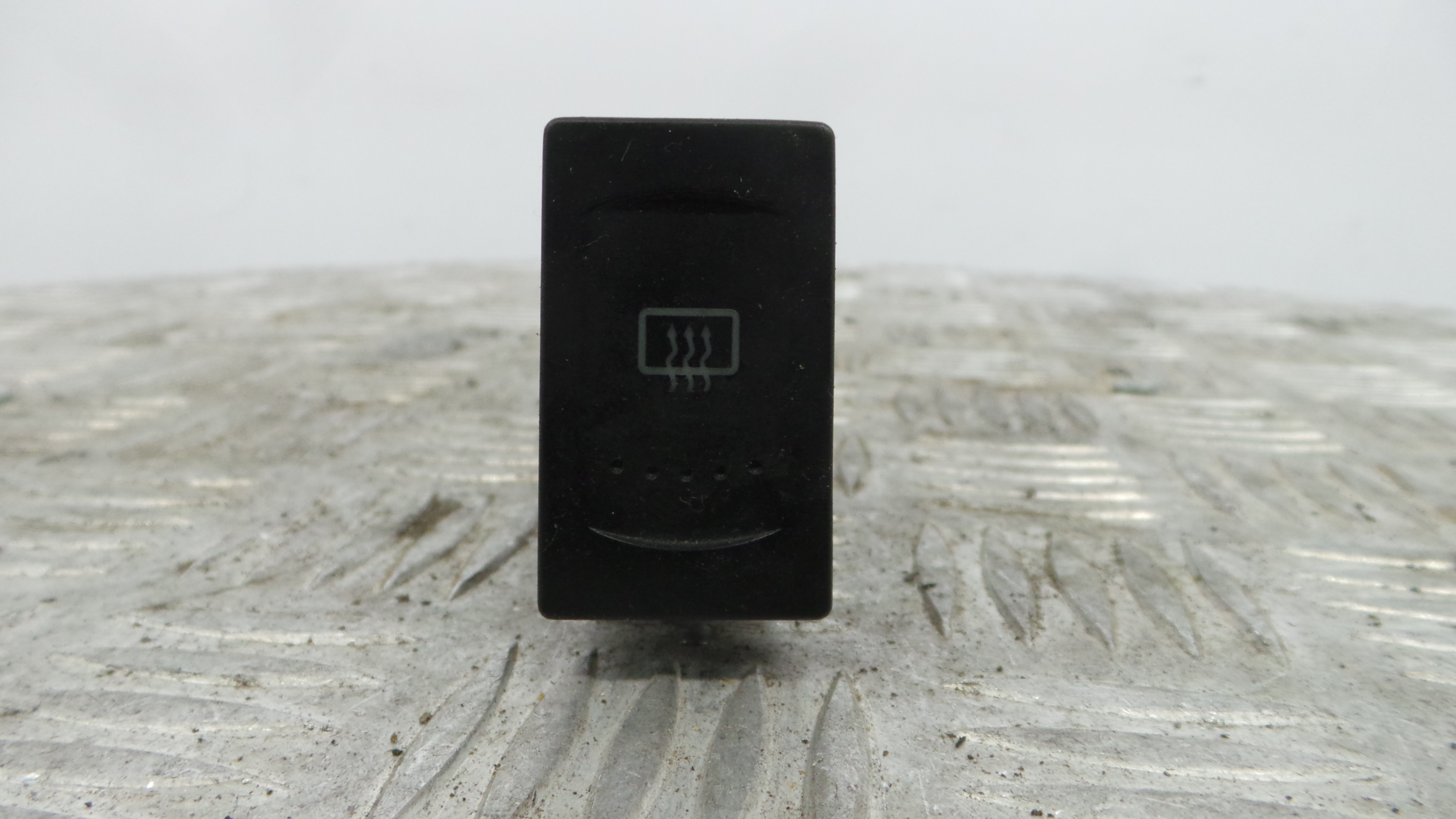 Comutador Interruptor Desembaciador Vidro 3B0959621C - VW PASSAT B5 Estate (3B5), PASSAT B5 Variant -36713497