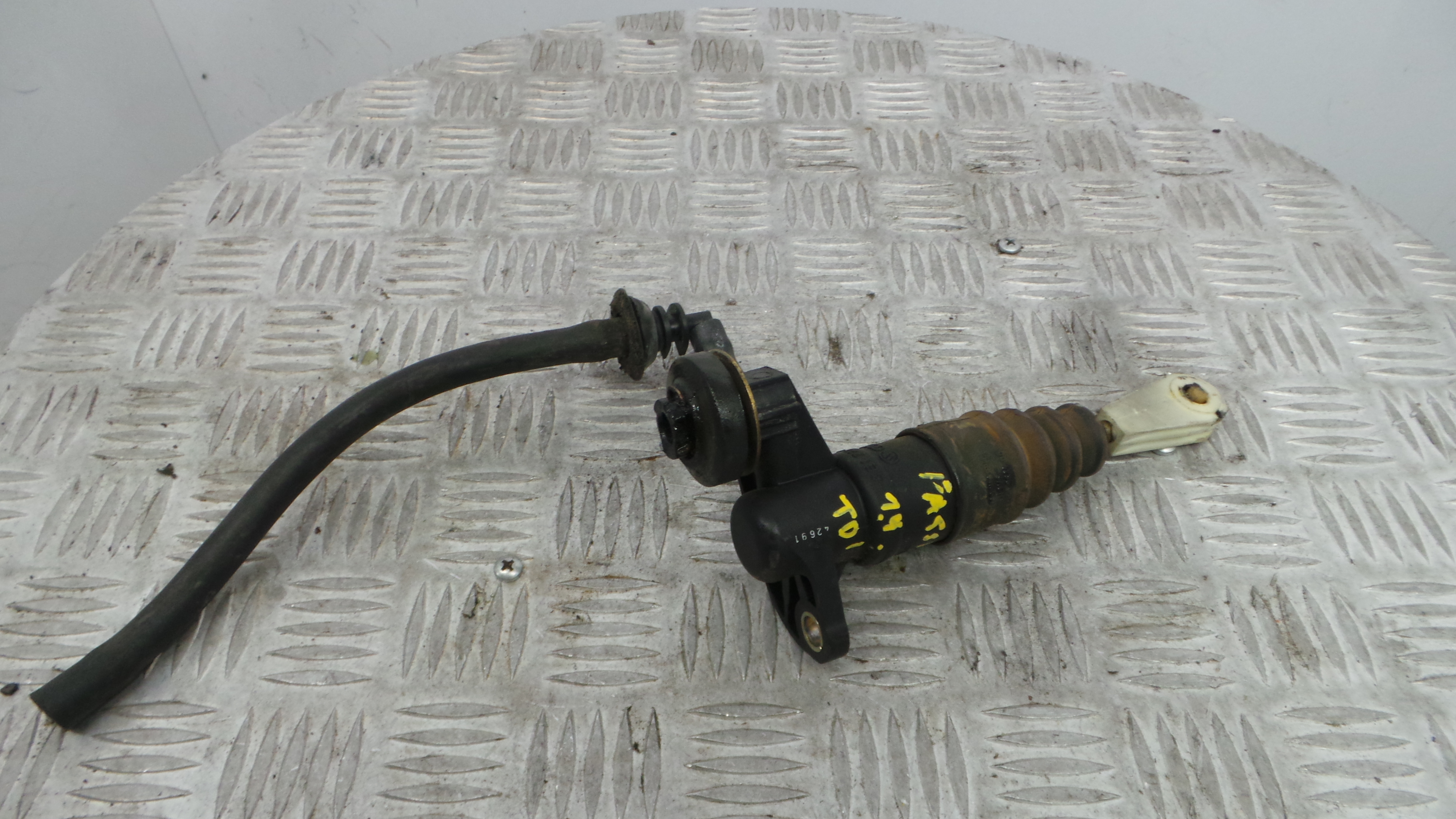 Bomba Principal da Embraiagem 8E1721401 - VW PASSAT B5 Estate (3B5), PASSAT B5 Variant (3B5)-36713532