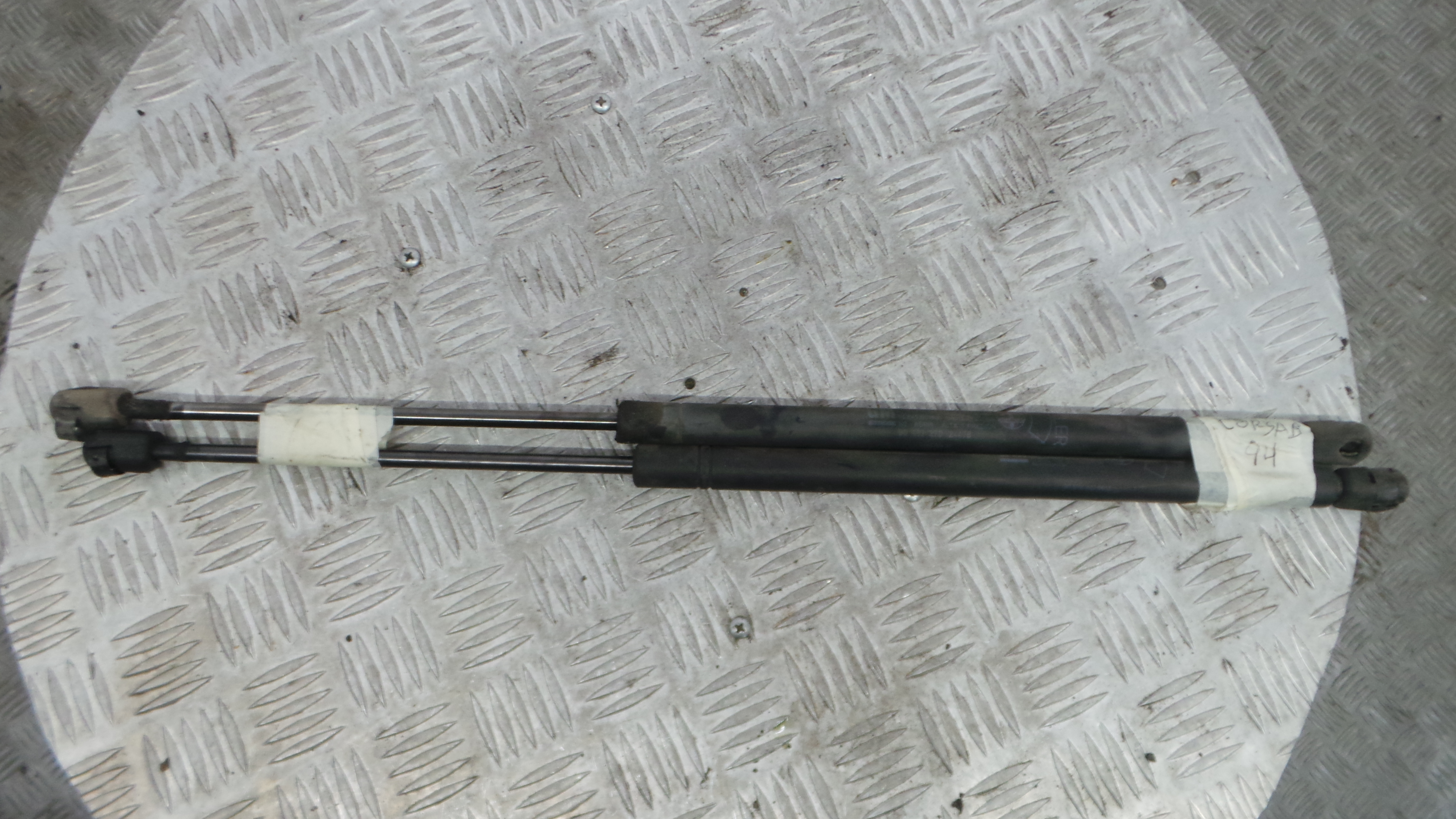 Amortecedor da Mala 90481270 - OPEL CORSA B (S93)-36713546
