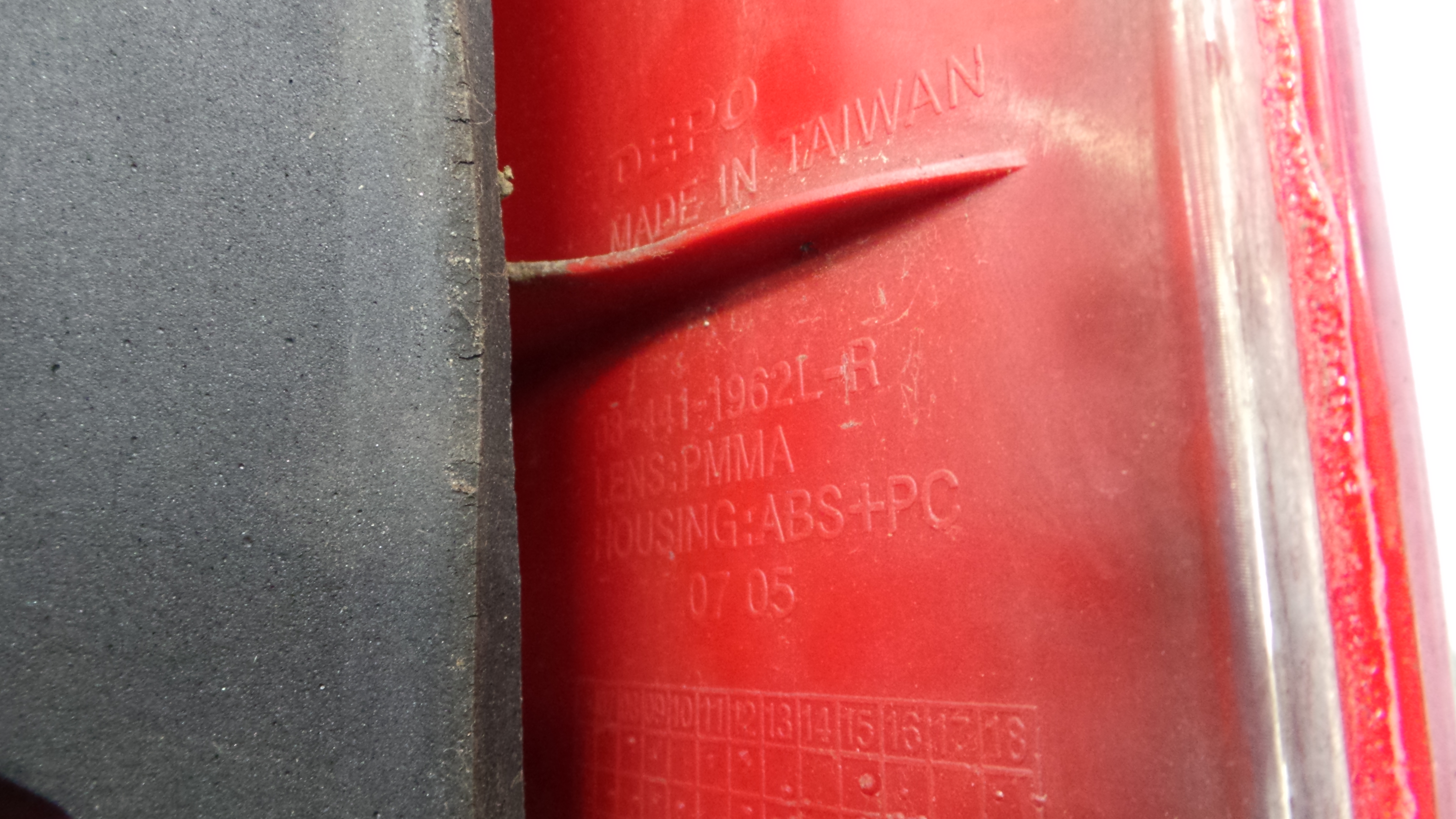 Farolim Stop Esq 03-441-1962L-R - VW PASSAT B5 Estate (3B5), PASSAT B5 Variant (3B5)-36713580