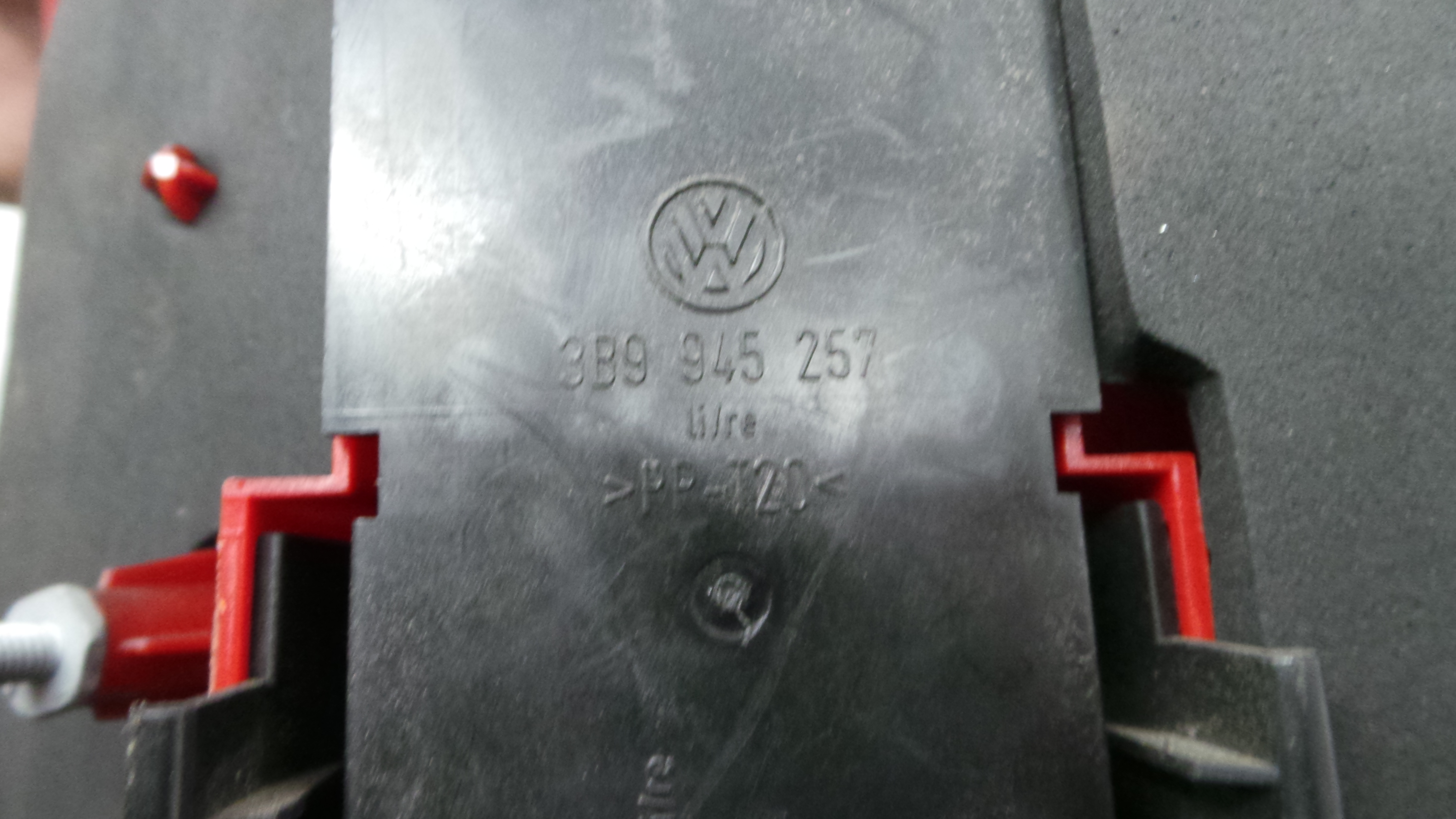 Farolim Stop Esq 03-441-1962L-R - VW PASSAT B5 Estate (3B5), PASSAT B5 Variant (3B5)-36713580