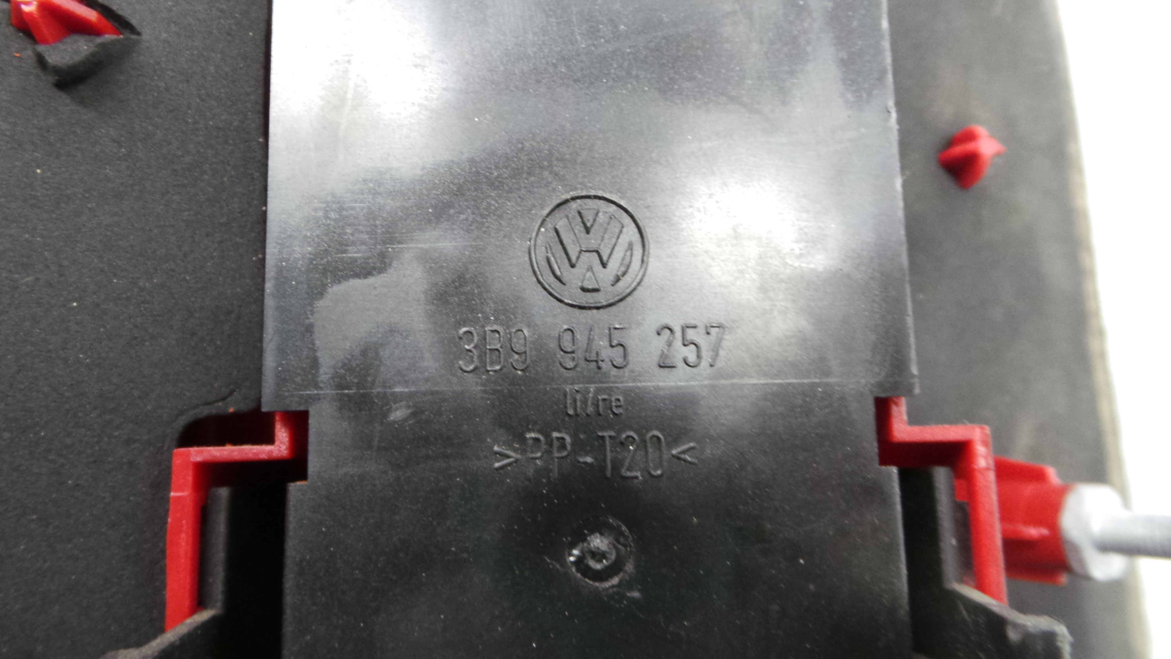 Farolim Stop Dto 08-441-1962R-R - VW PASSAT B5 Estate (3B5), PASSAT B5 Variant (3B5)-36713584