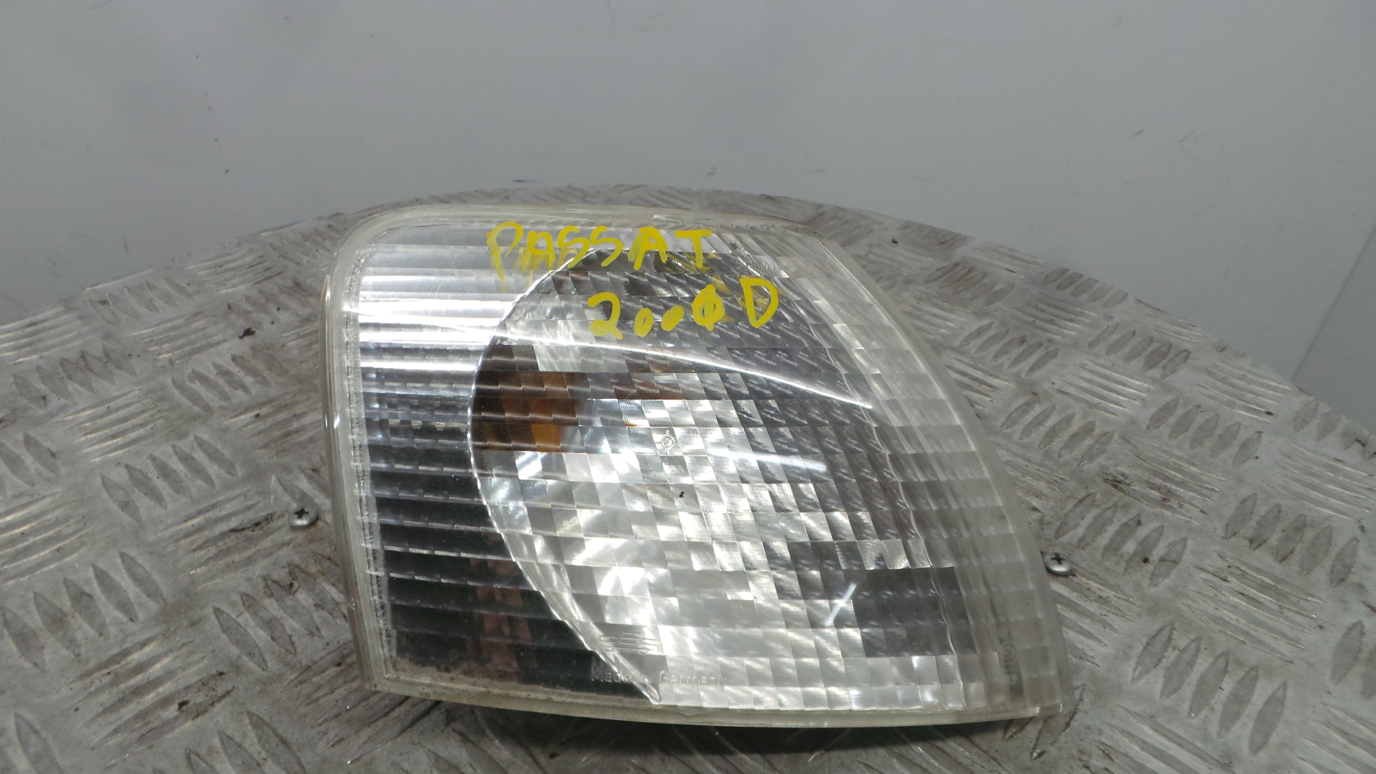 Farolim de Pisca Frente Dto 3B0953050C - VW PASSAT B5 Estate (3B5), PASSAT B5 Variant (3B5)-36713590