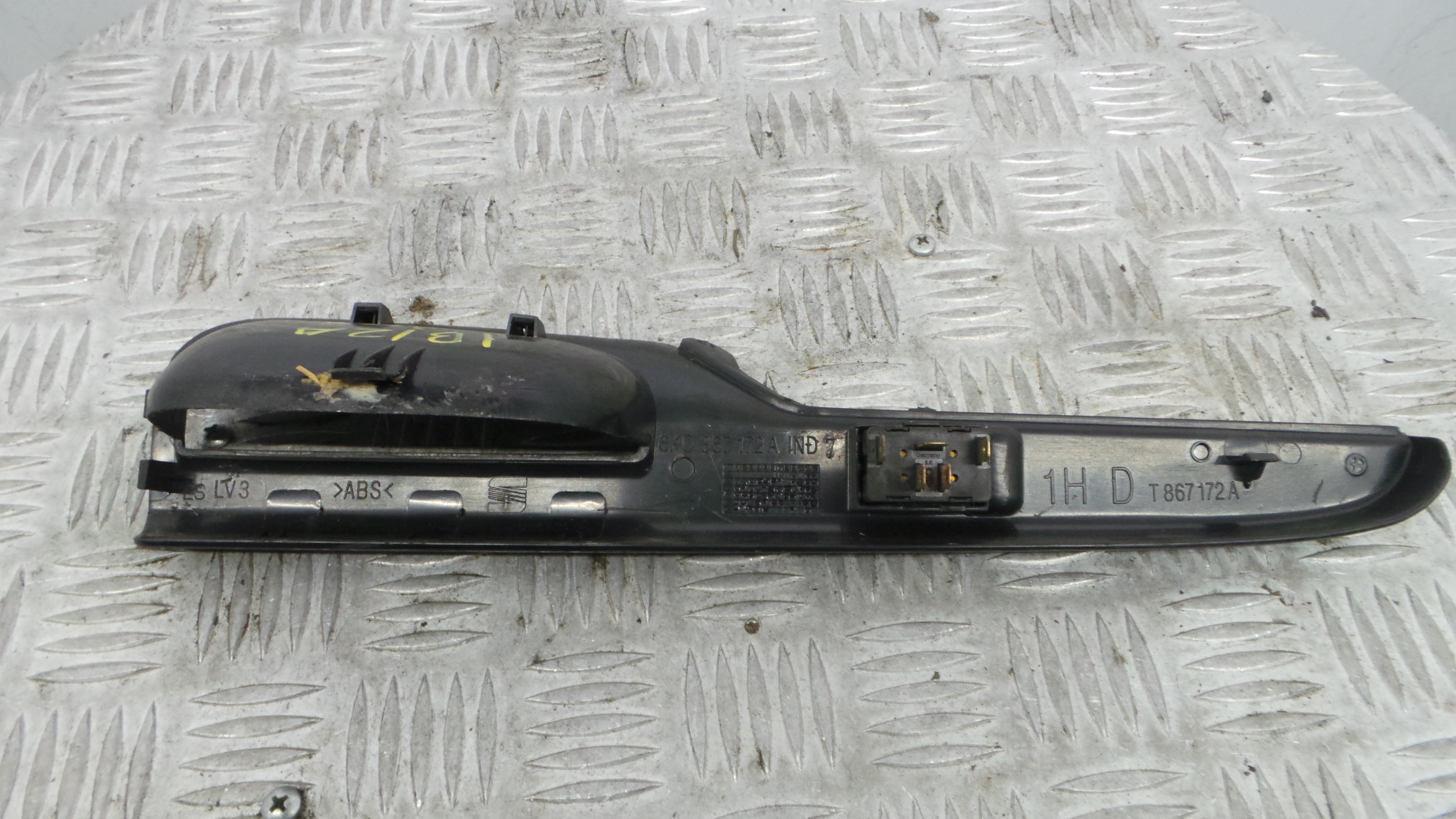 Interruptor / Comando Elevador Vidro Frente Dto  6K0867172A - SEAT IBIZA II (6K1), IBIZA Mk II (6K1)-36713613