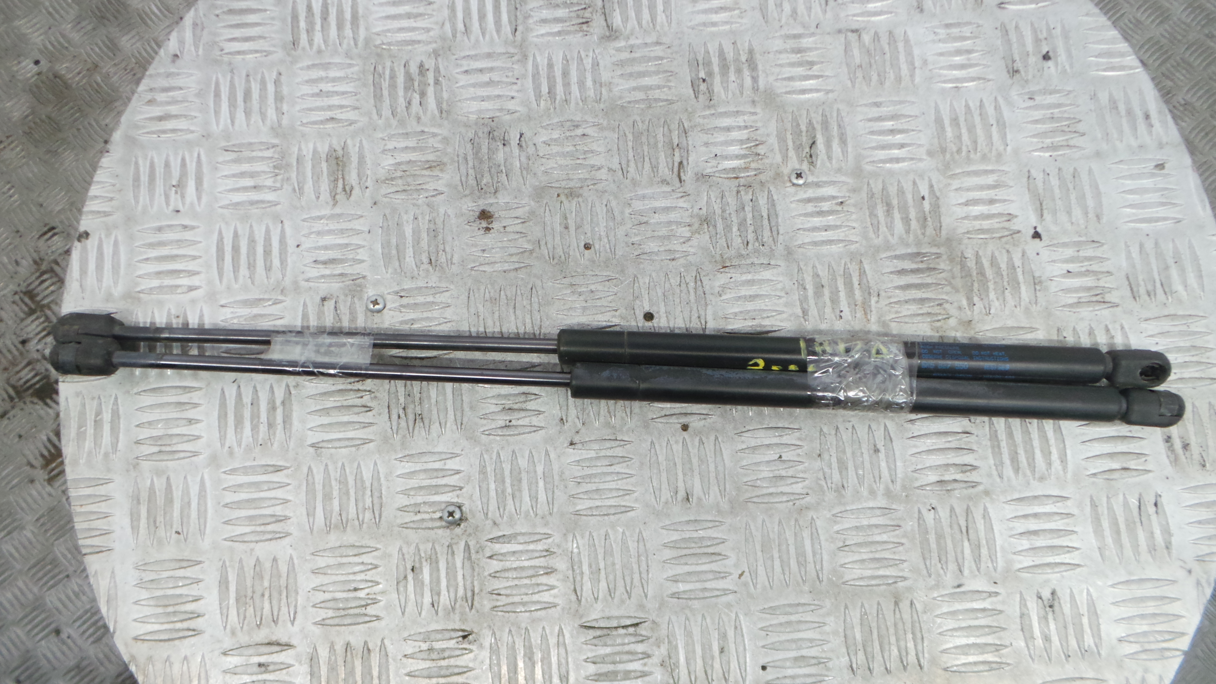 Amortecedor Mala 6K6827550 - SEAT IBIZA II (6K1), IBIZA Mk II (6K1)-36713623