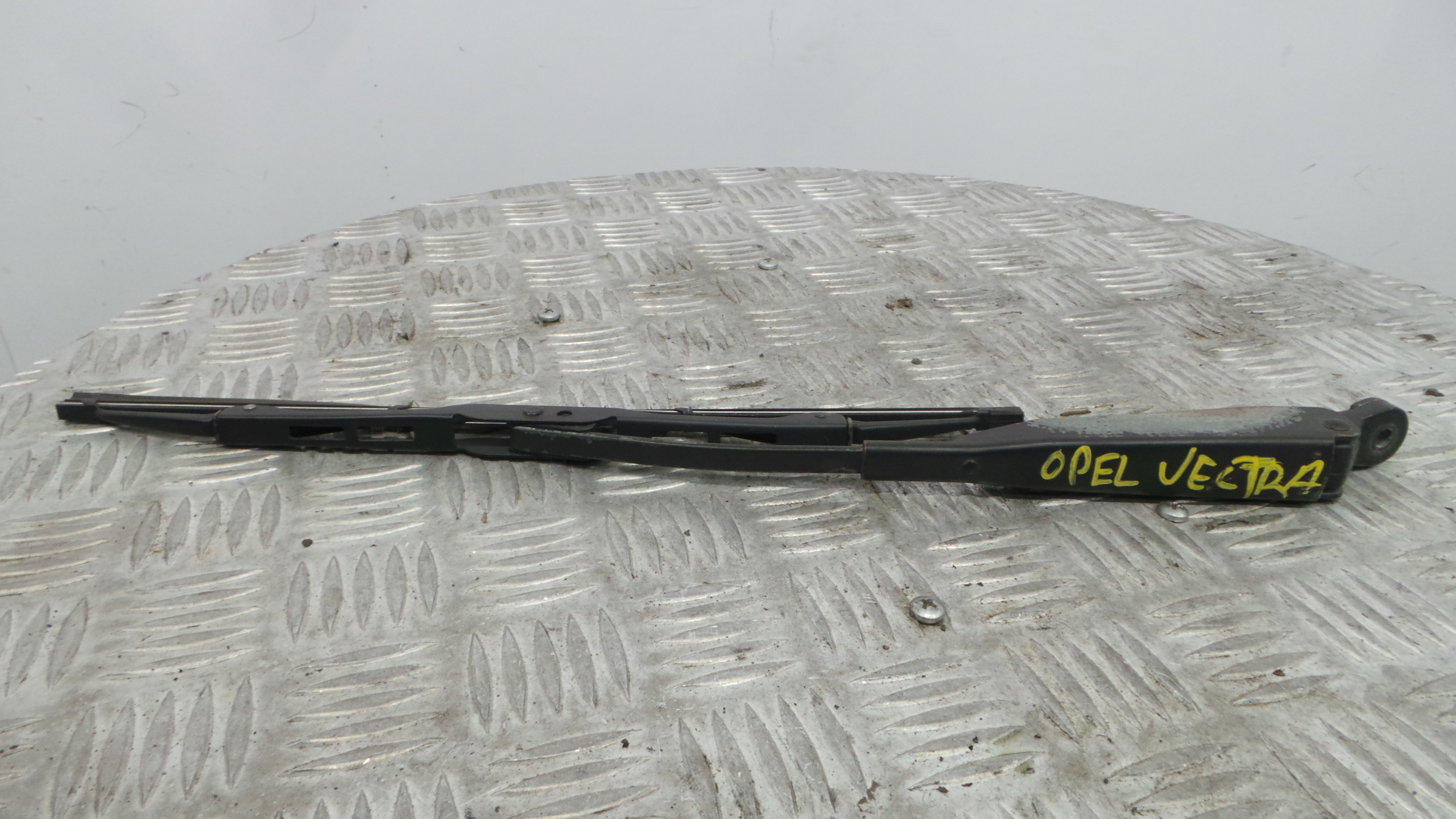 Braço Traseiro Para Brisas 90504980 - OPEL VECTRA B Combi (J96)-36713788 Braço Traseiro Para Brisas 90504980 - OPEL VECTRA B Combi (J96)-36713788