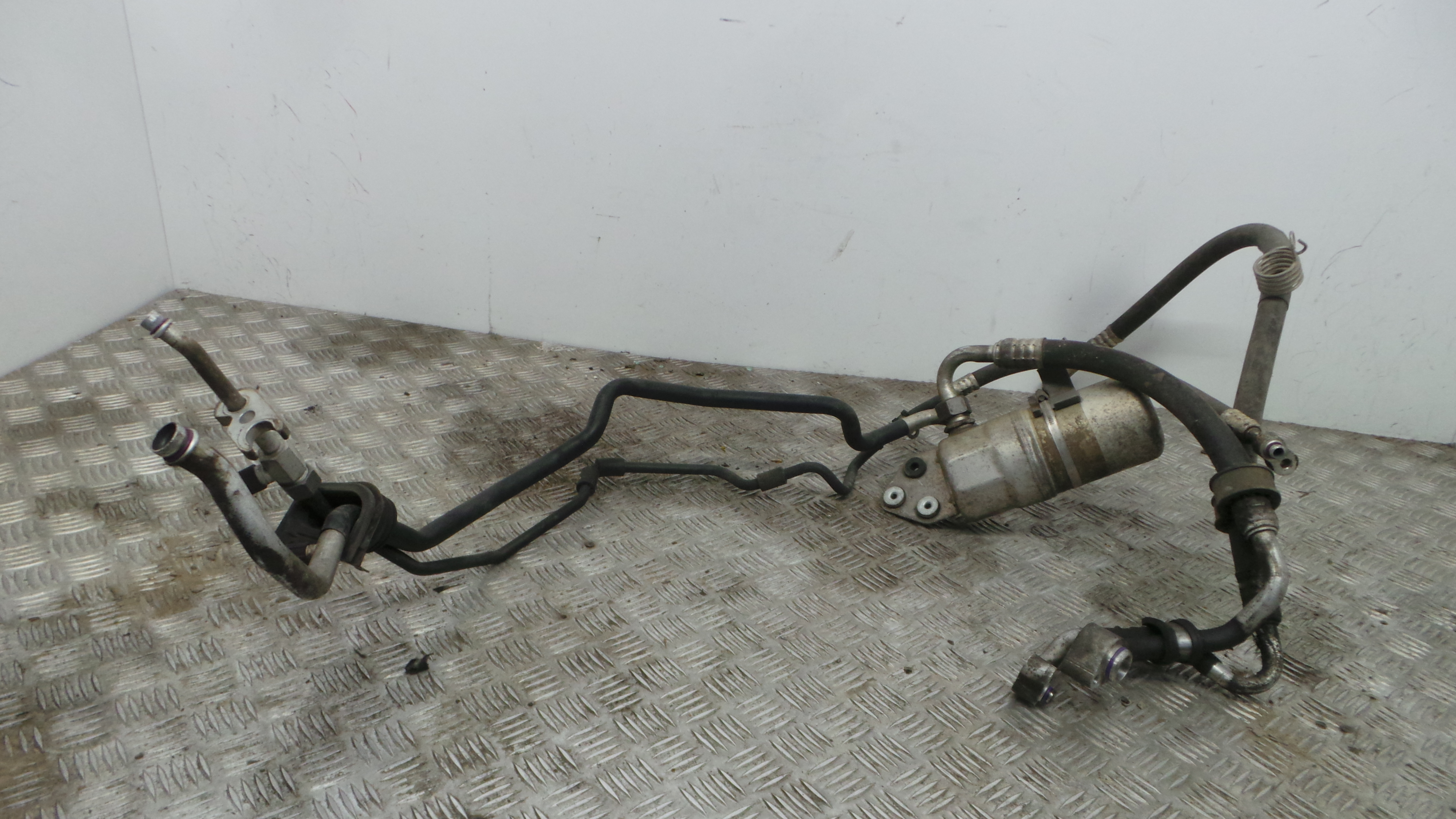 Filtro Secador Do Ar Condicionado 8D0820193 - VW PASSAT B5 Estate (3B5), PASSAT B5 Variant (3B5)-36714114