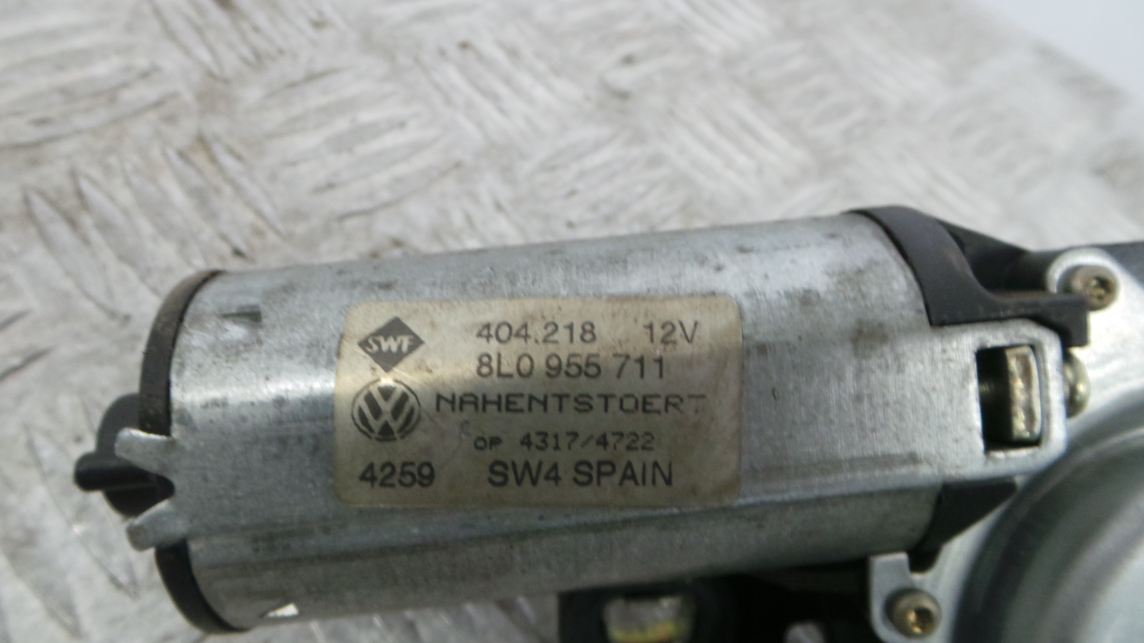 Motor Limpa Vidros Trás 8L0955711 - VW PASSAT B5 Estate (3B5), PASSAT B5 Variant (3B5)-38375947