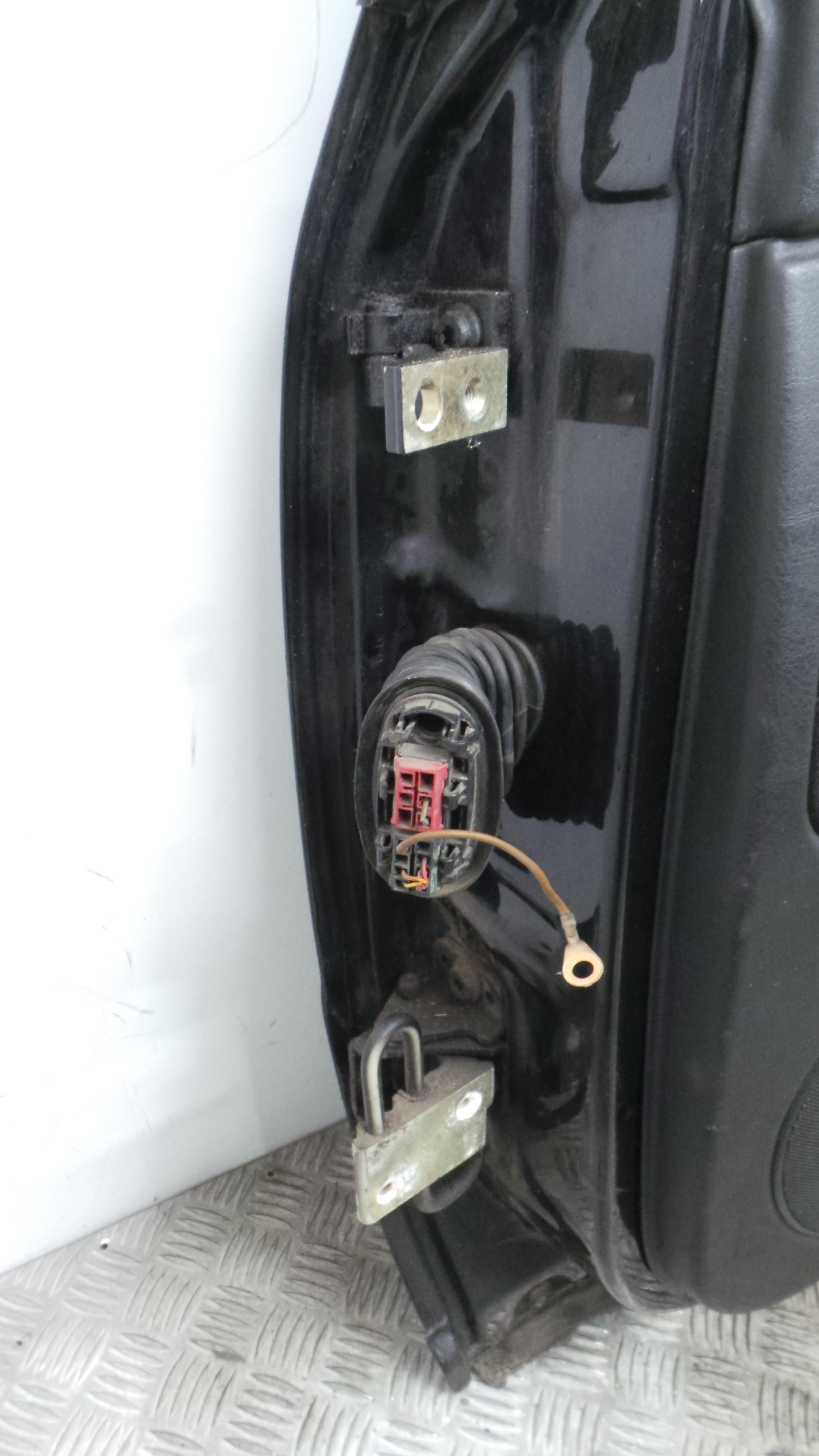 Porta Trás Dto 3B9833052AC - VW PASSAT B5 Estate (3B5), PASSAT B5 Variant (3B5)-36714145