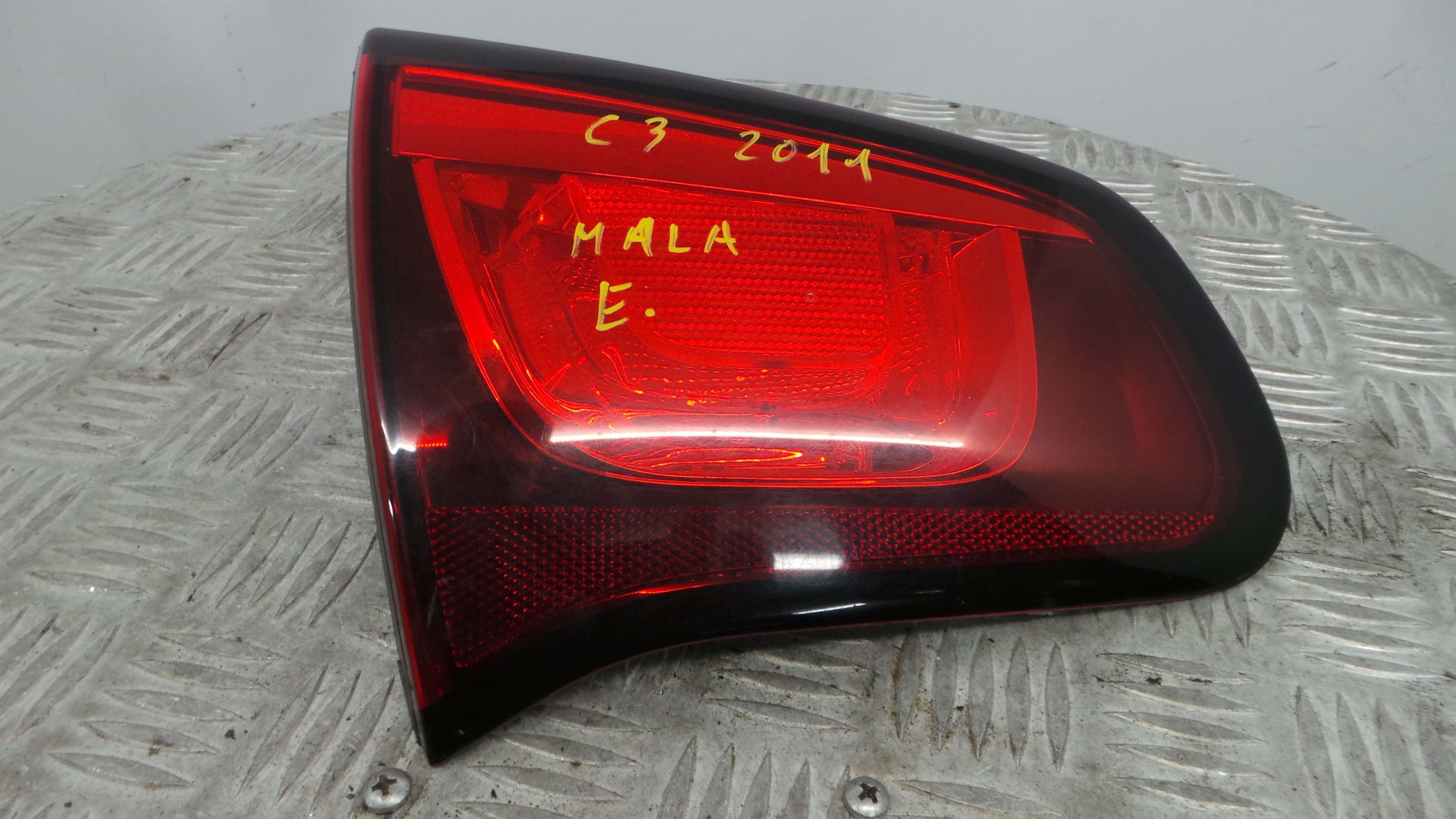 Farolim Mala Trás Esq  9685225580 - CITROËN C3 II (SC_)-36714516