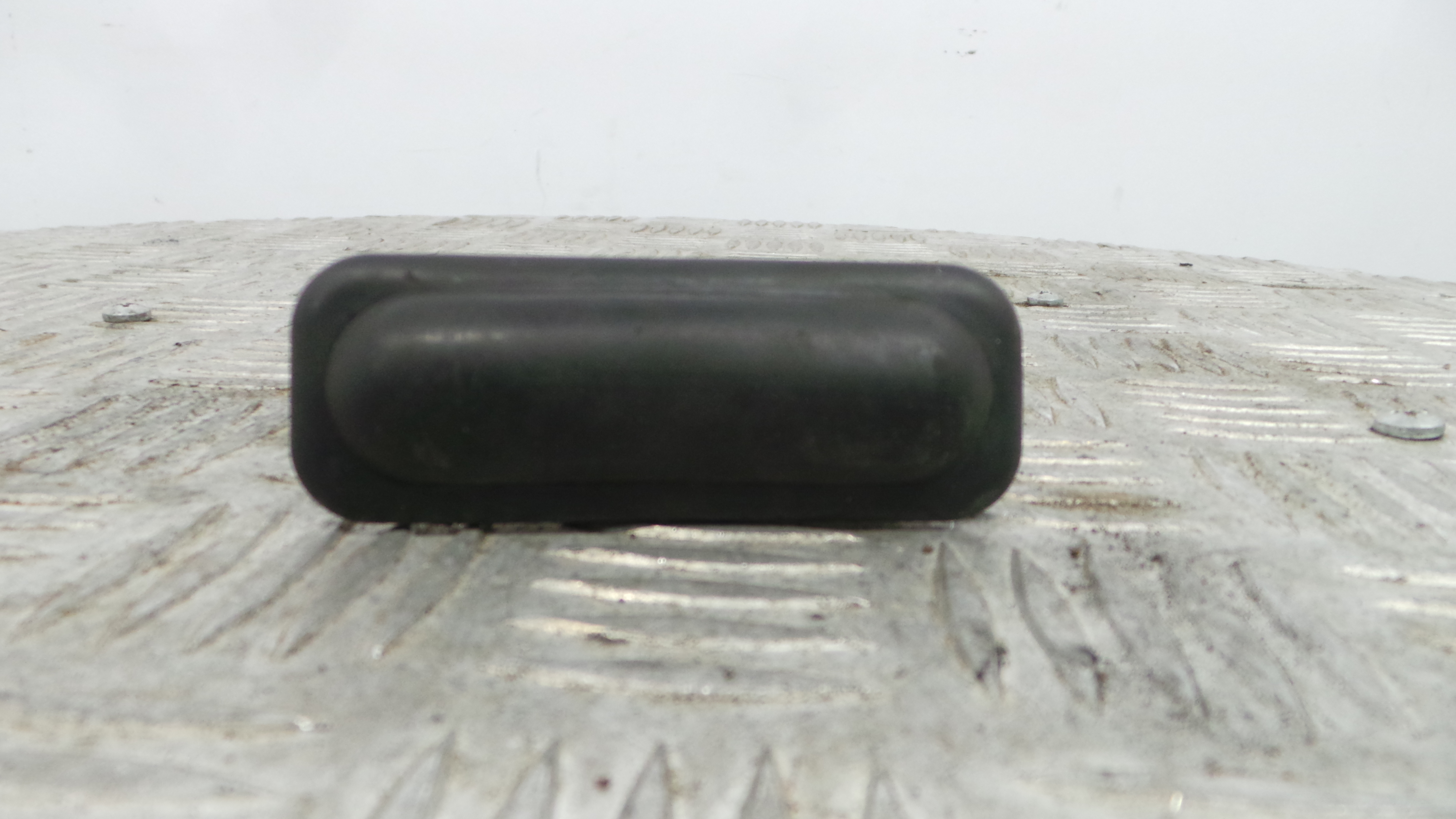 Interruptor / Comando Mala 6490CN - CITROËN C3 II (SC_)-36714540 Interruptor / Comando Mala 6490CN - CITROËN C3 II (SC_)-36714540