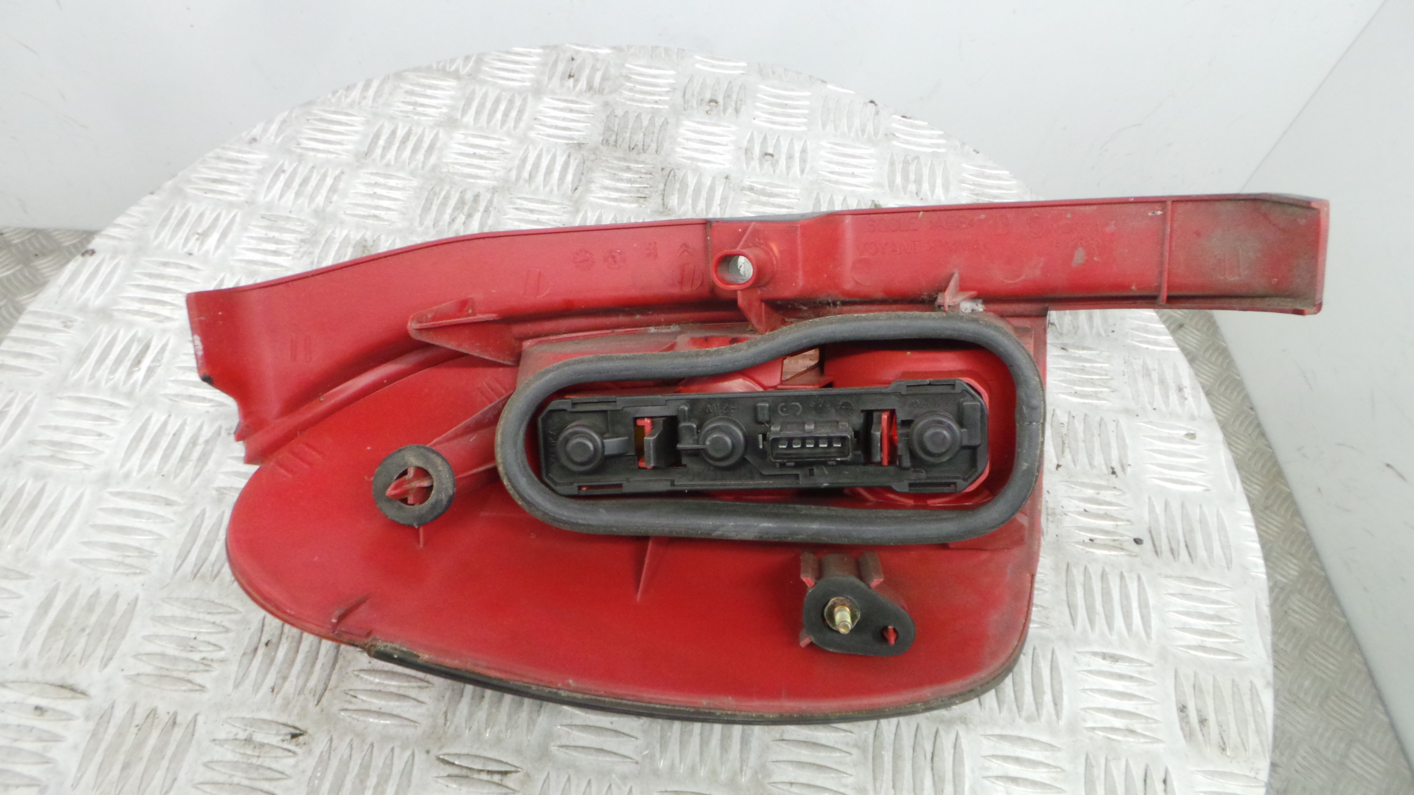 Farolim Stop Dto 6351J3 - PEUGEOT 306 Break (7E, N3, N5)-36714564