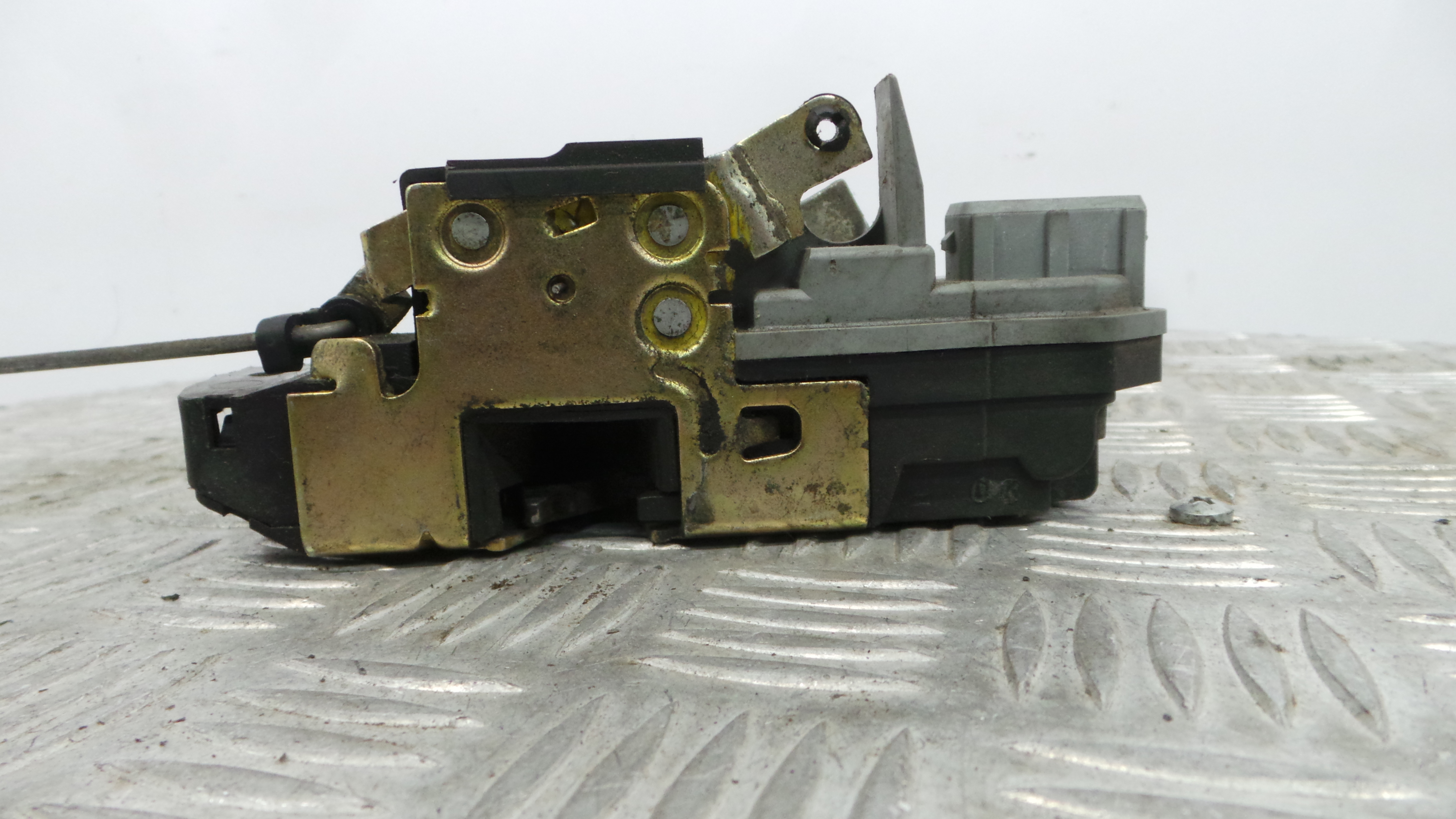 Fecho da Porta Trás Dto 913856 - PEUGEOT 306 Break (7E, N3, N5)-36714581 Fecho da Porta Trás Dto 913856 - PEUGEOT 306 Break (7E, N3, N5)-36714581