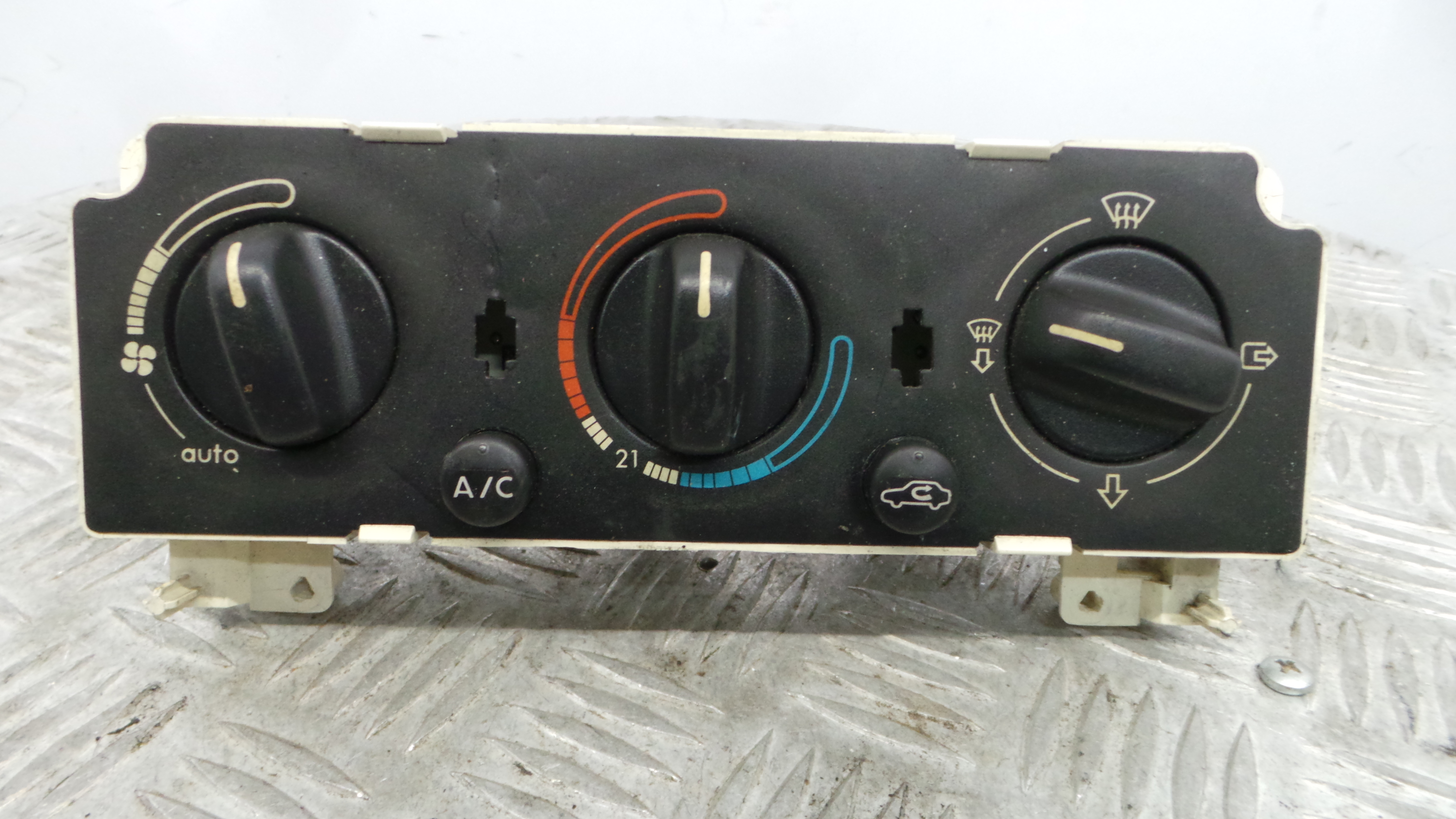 Comando da Sofagem / Climatronic 9140010305 - PEUGEOT 306 Break (7E, N3, N5)-36714777