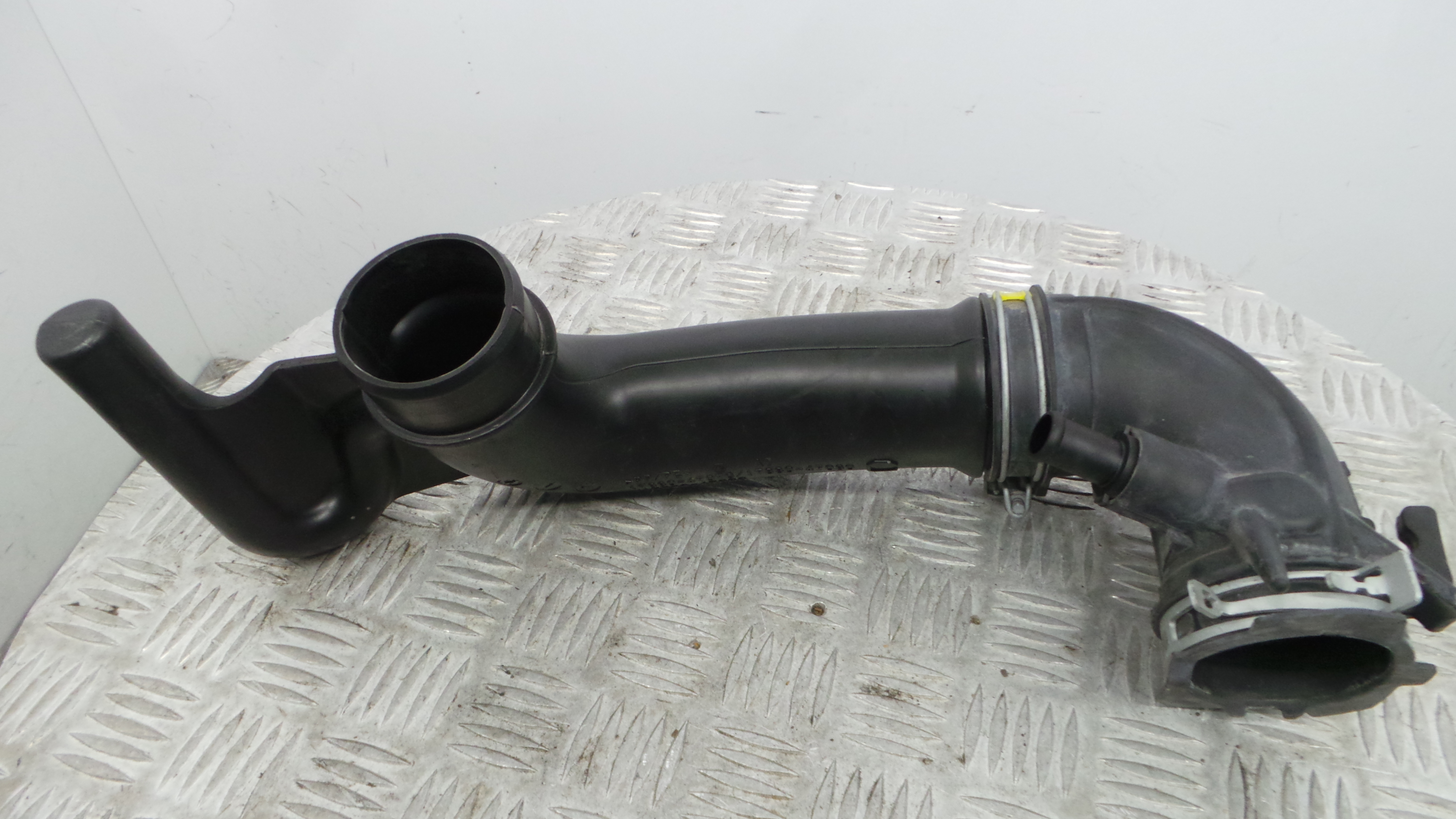 Tubo Caixa Filtro Ar 17880-47070 - TOYOTA YARIS (_P15_)-36714981 Tubo Caixa Filtro Ar 17880-47070 - TOYOTA YARIS (_P15_)-36714981