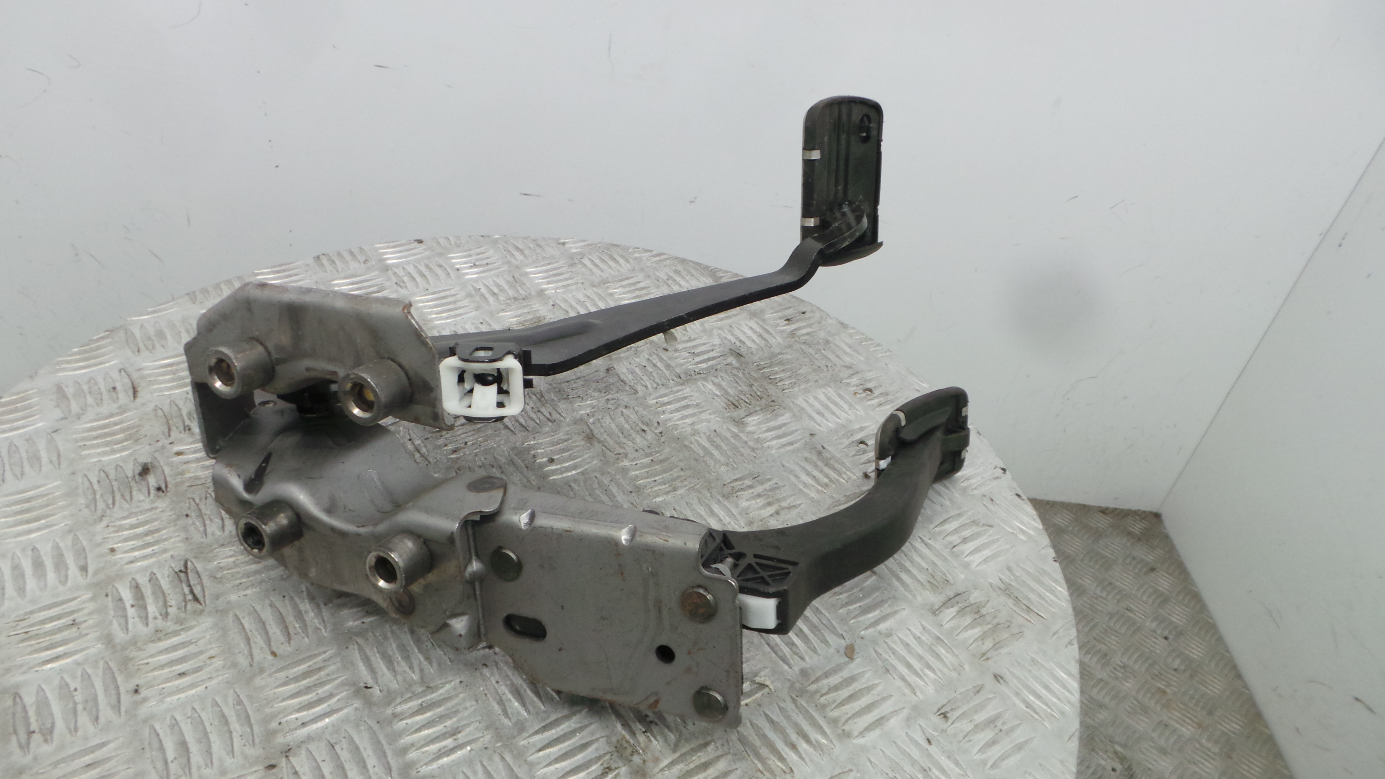 Pedal do Travão 9674829180 - PEUGEOT 308 II (LB_, LP_, LW_, LH_, L3_)-36737339