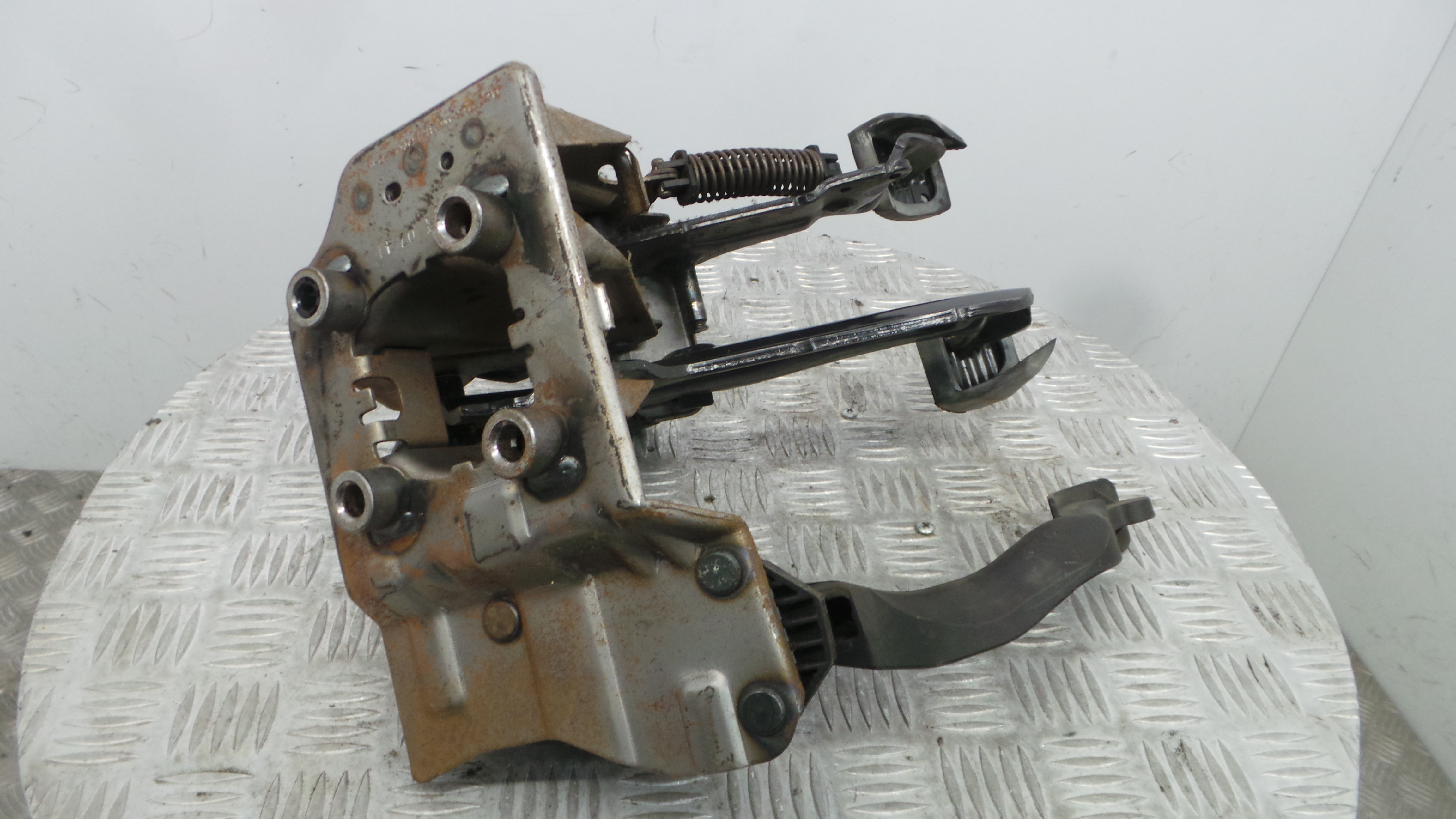 Pedal do Travão 968075688002 - PEUGEOT 207 (WA_, WC_), 207/207+ (WA_, WC_)-36741900