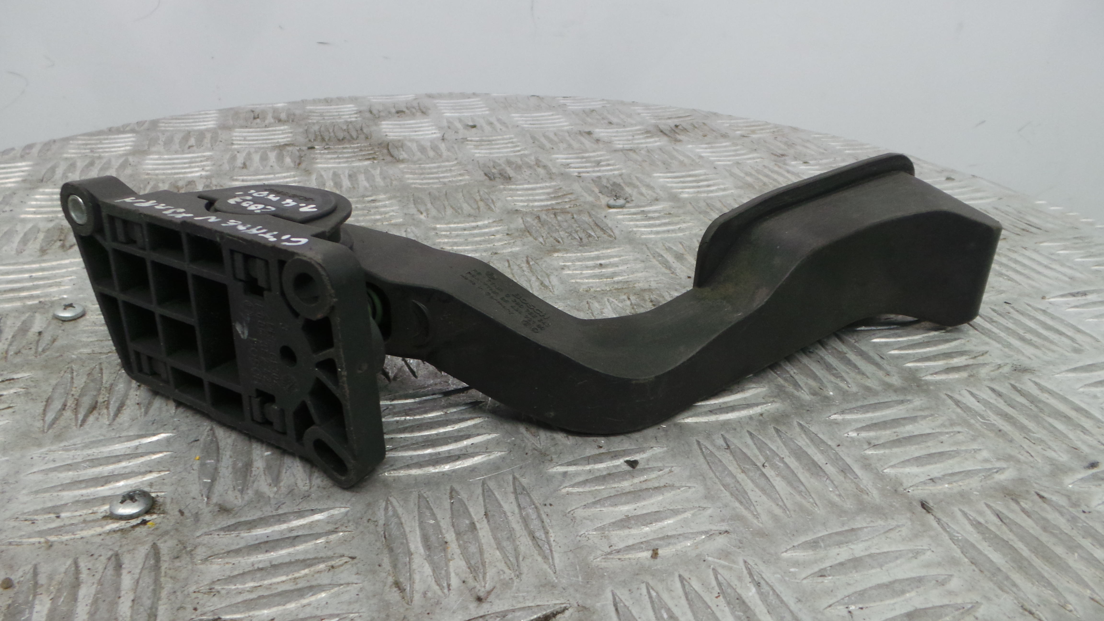 Pedal do Acelerador 9643473180 - CITROËN XSARA (N1)-36741992