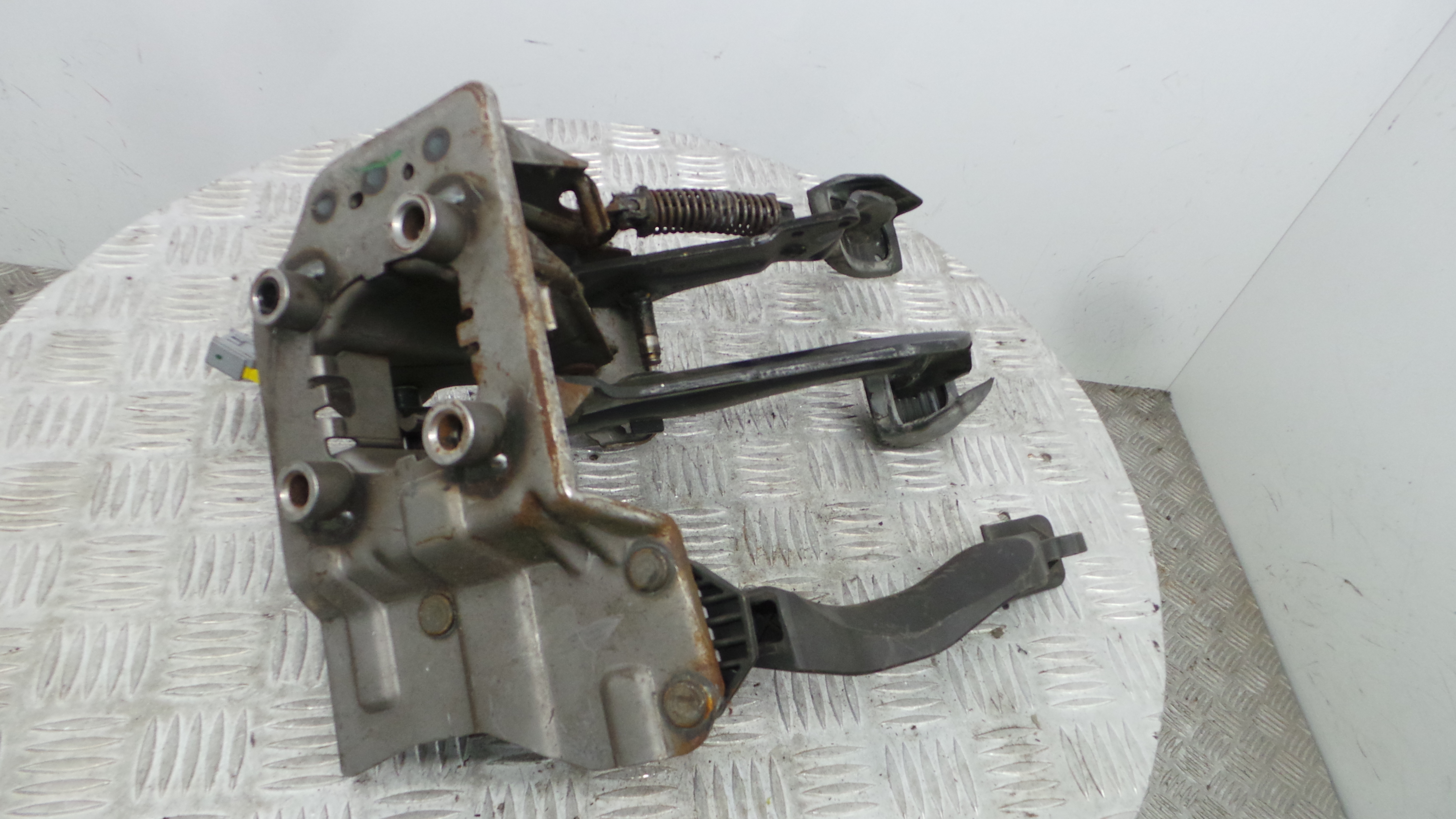 Pedal do Travão 968075688002 - PEUGEOT 207 (WA_, WC_), 207/207+ (WA_, WC_)-36742050