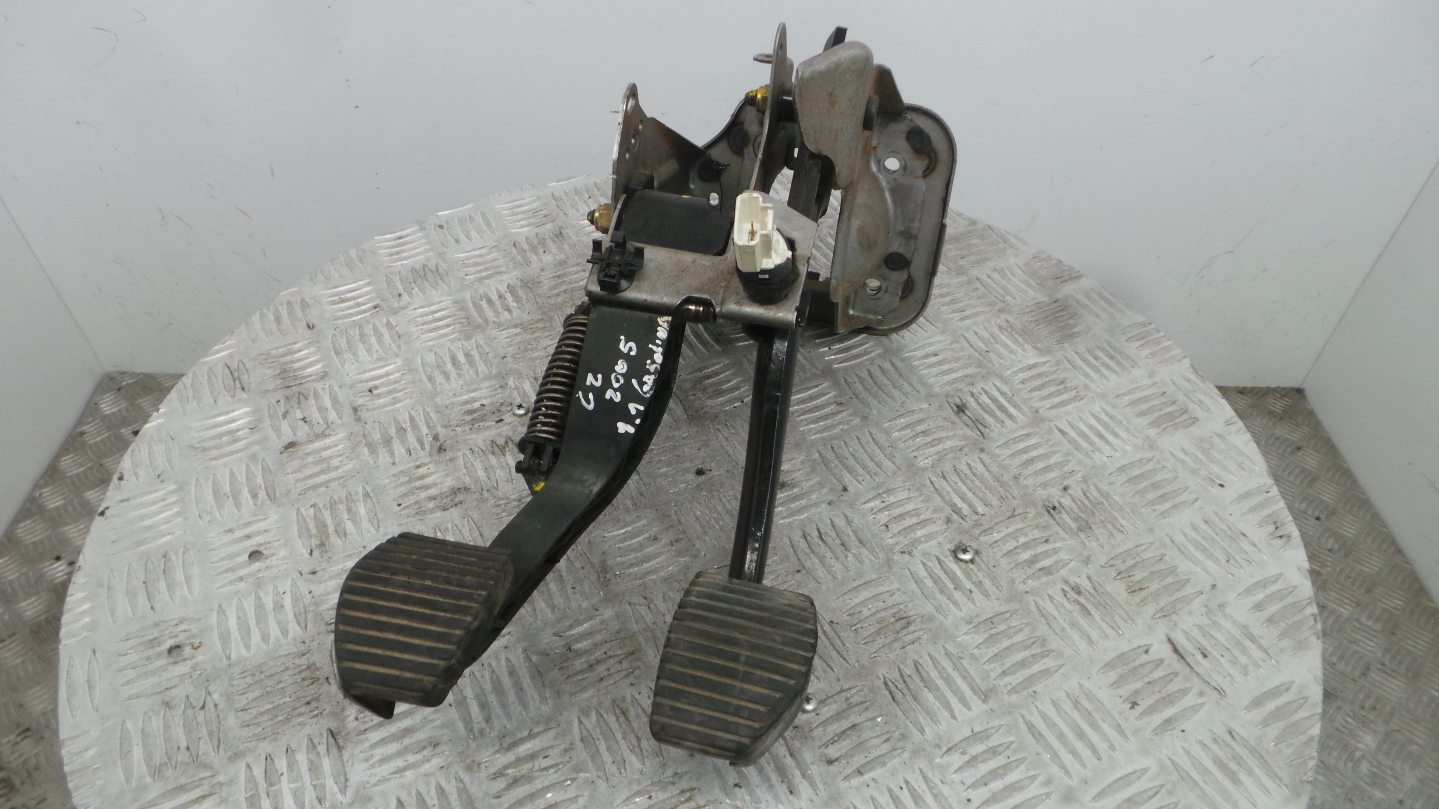 Pedal do Travão 4500A3 - CITROËN C2 (JM_)-36742106