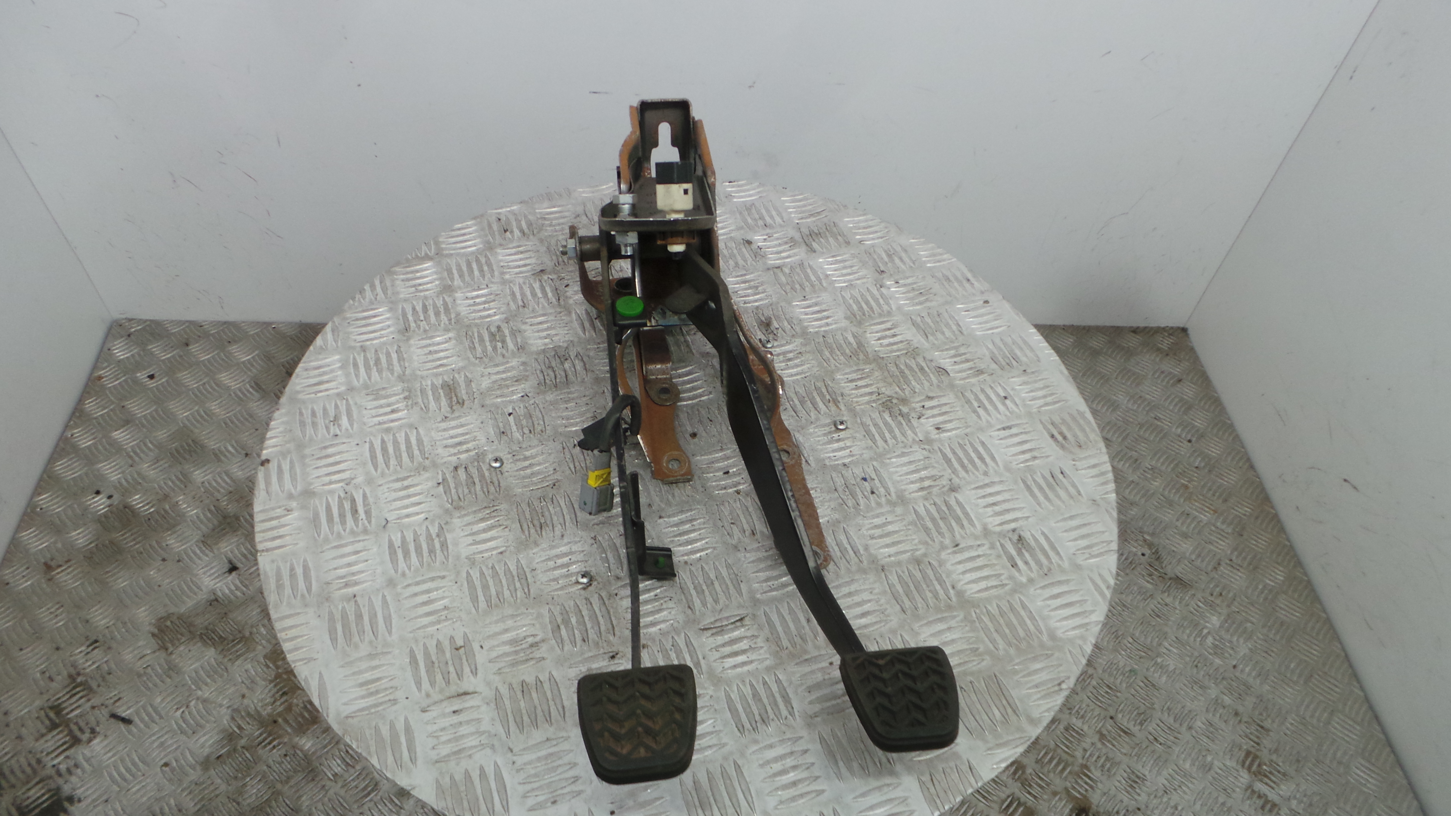 Pedal do Travão 47110-0H020 - CITROËN C1 (PM_, PN_)-36742885