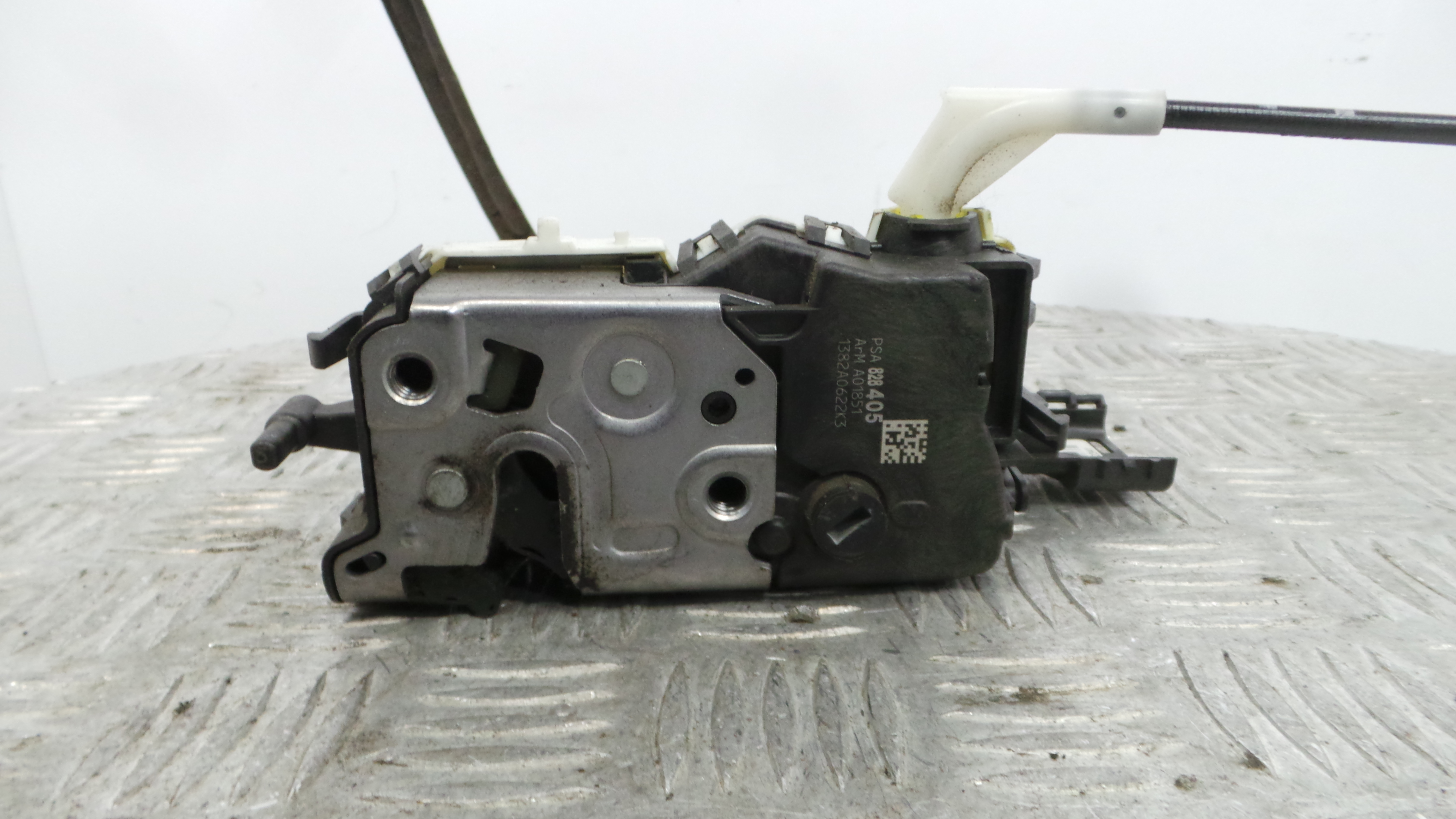 Fecho da Porta Dto 828405 - PEUGEOT PARTNER Caixa/monovolume-36749790