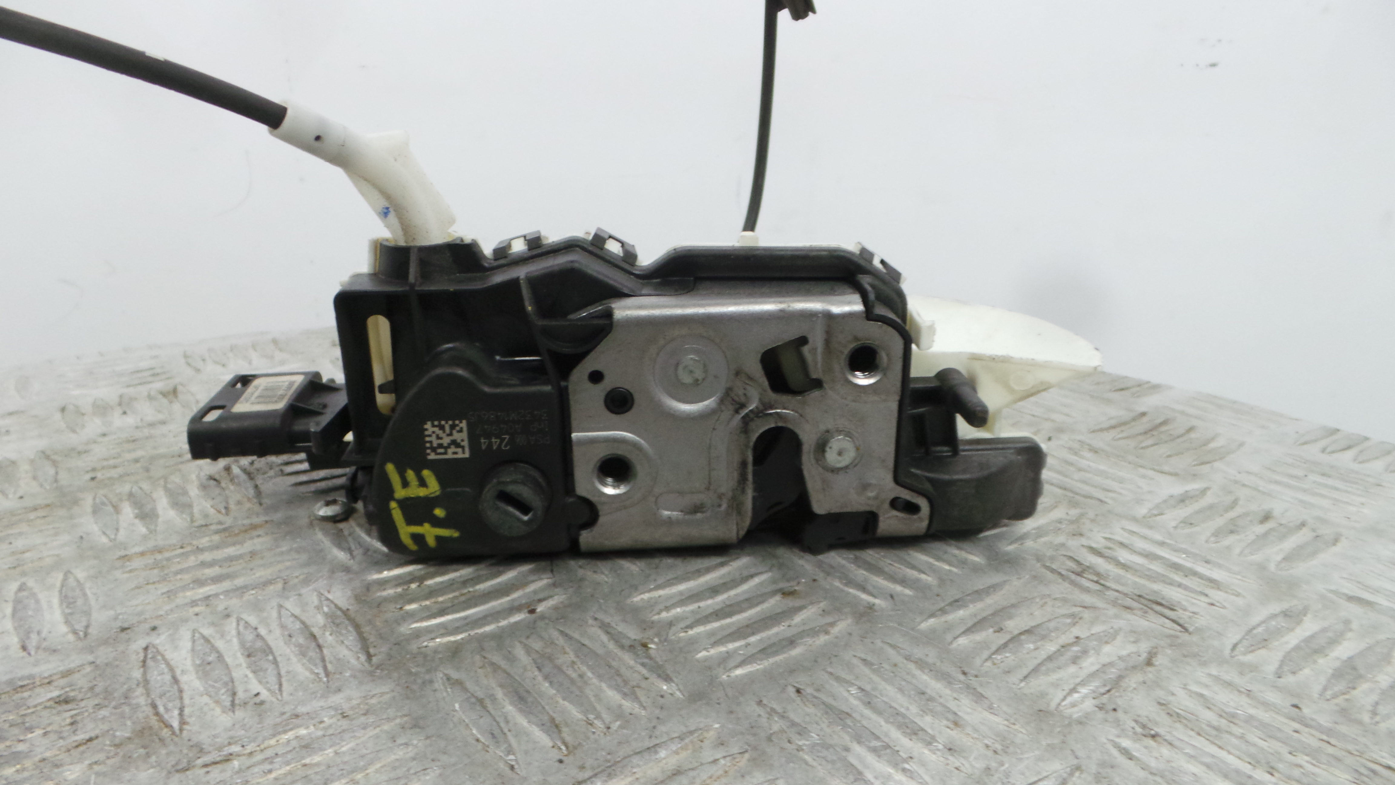 Fecho da Porta Frente Esq 006244 - CITROËN C3 II (SC_)-36750157