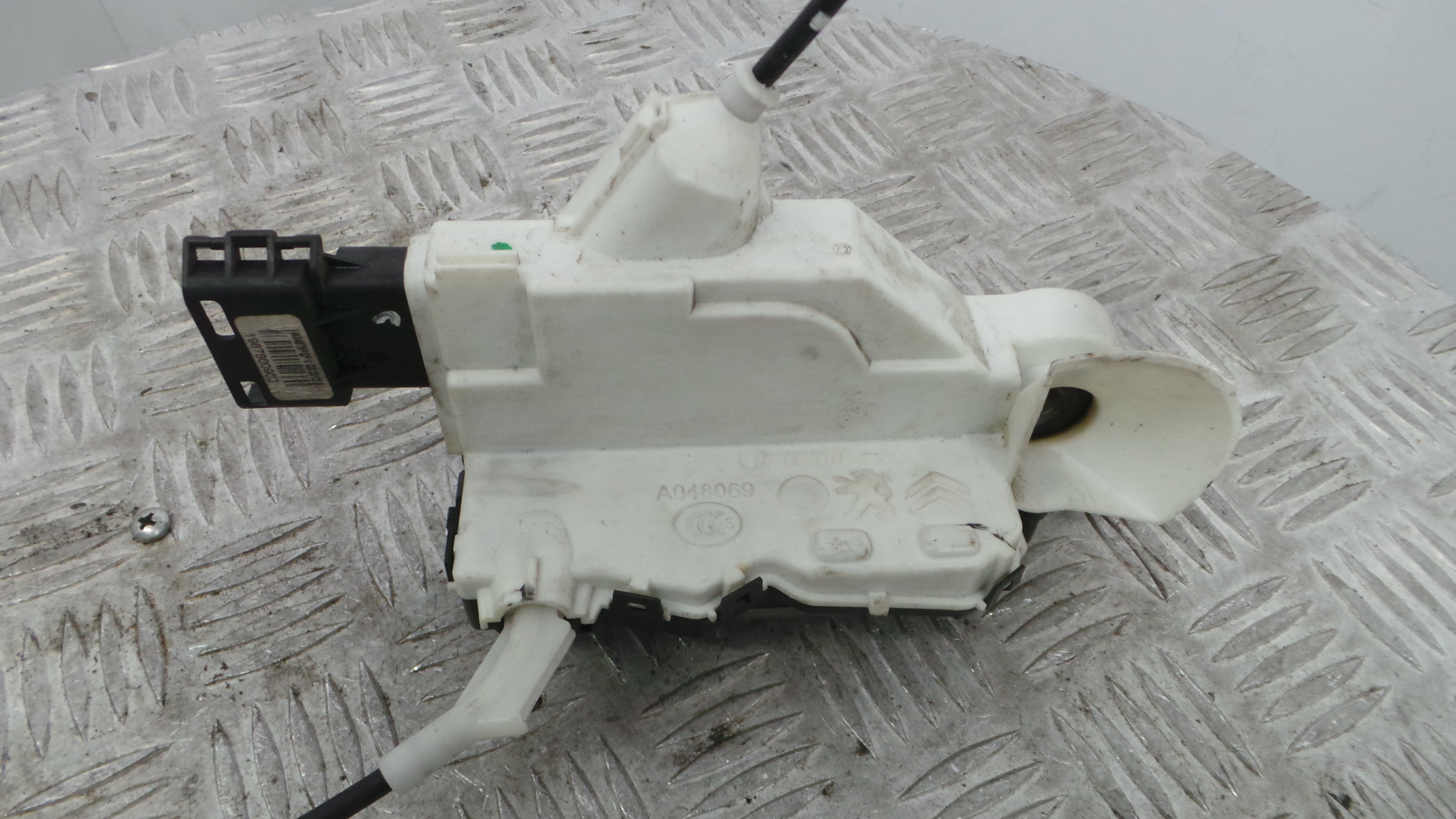 Fecho da Porta Frente Esq 006244 - CITROËN C3 II (SC_)-36750157