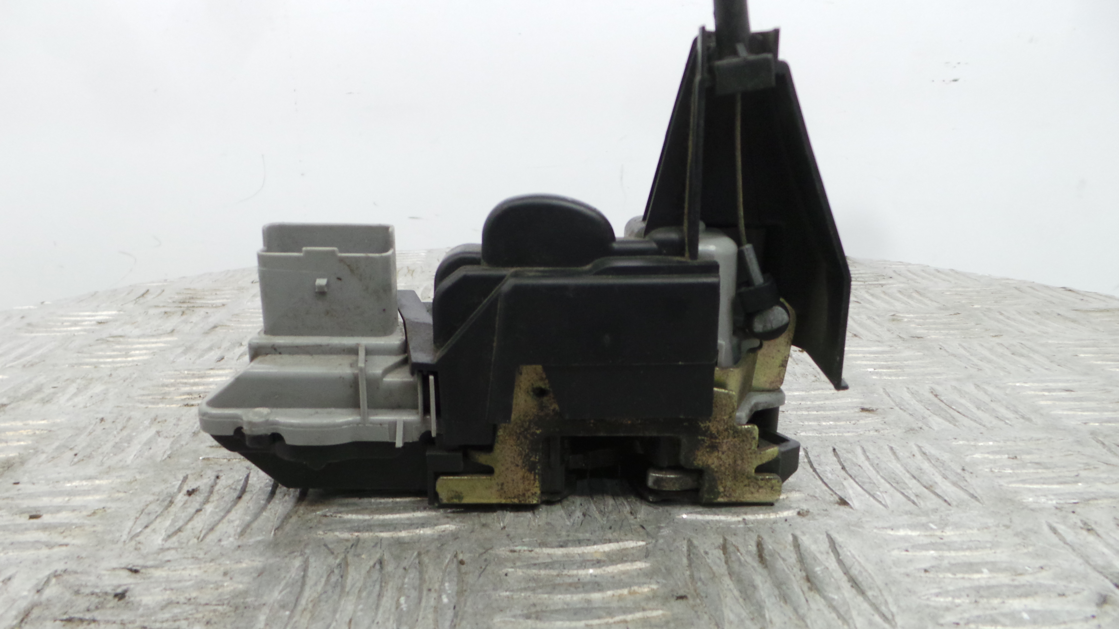 Fecho da Porta Frente Esq 9135L0 - PEUGEOT 307 (3A/C)-36750381