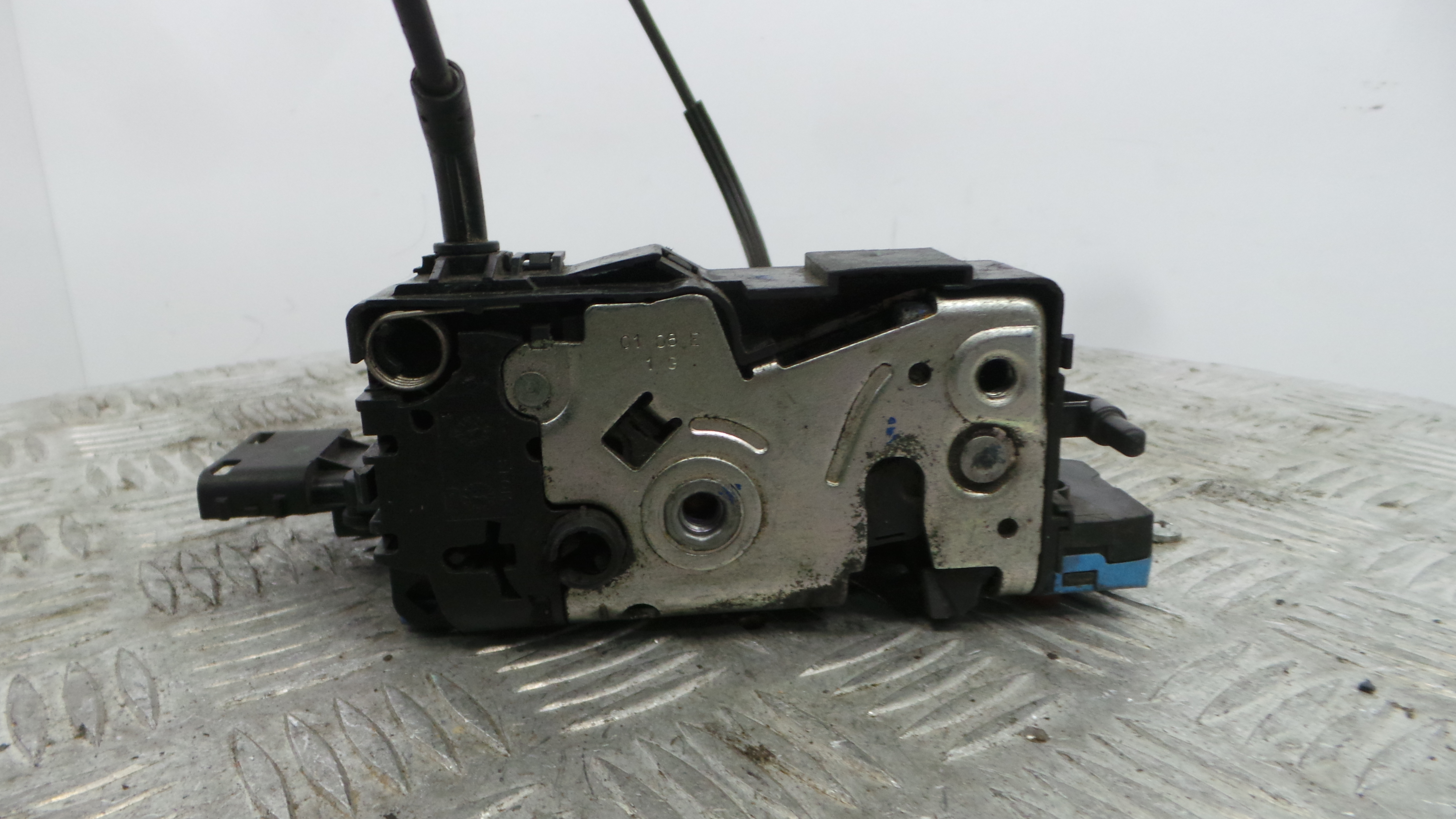 Fecho da Porta Trás Esq 9137F9 - PEUGEOT 207 (WA_, WC_), 207/207+ (WA_, WC_)-36750397