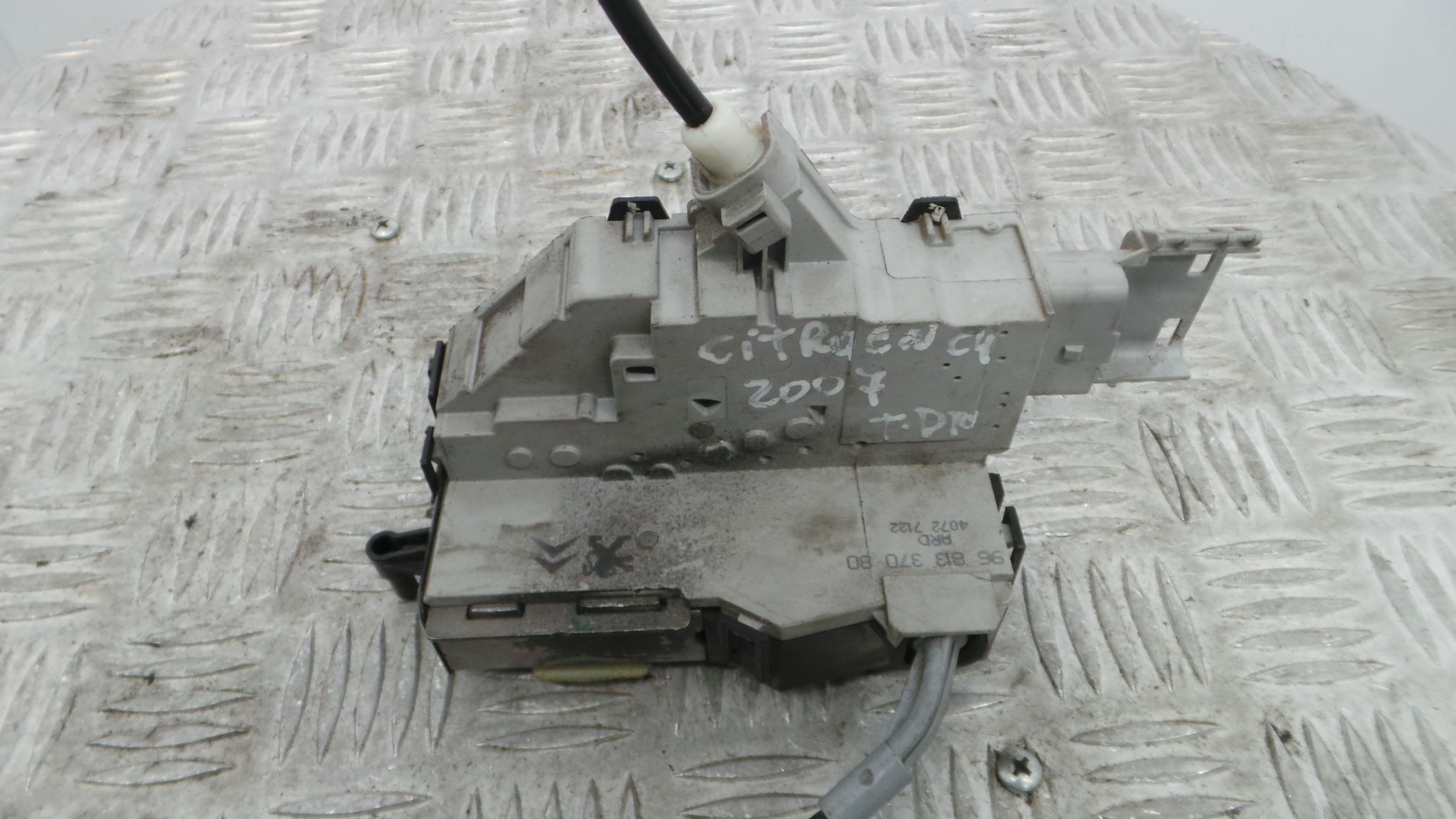 Fecho da Porta Trás Dto 9681337080 - CITROËN C4 I (LC_)-36750414