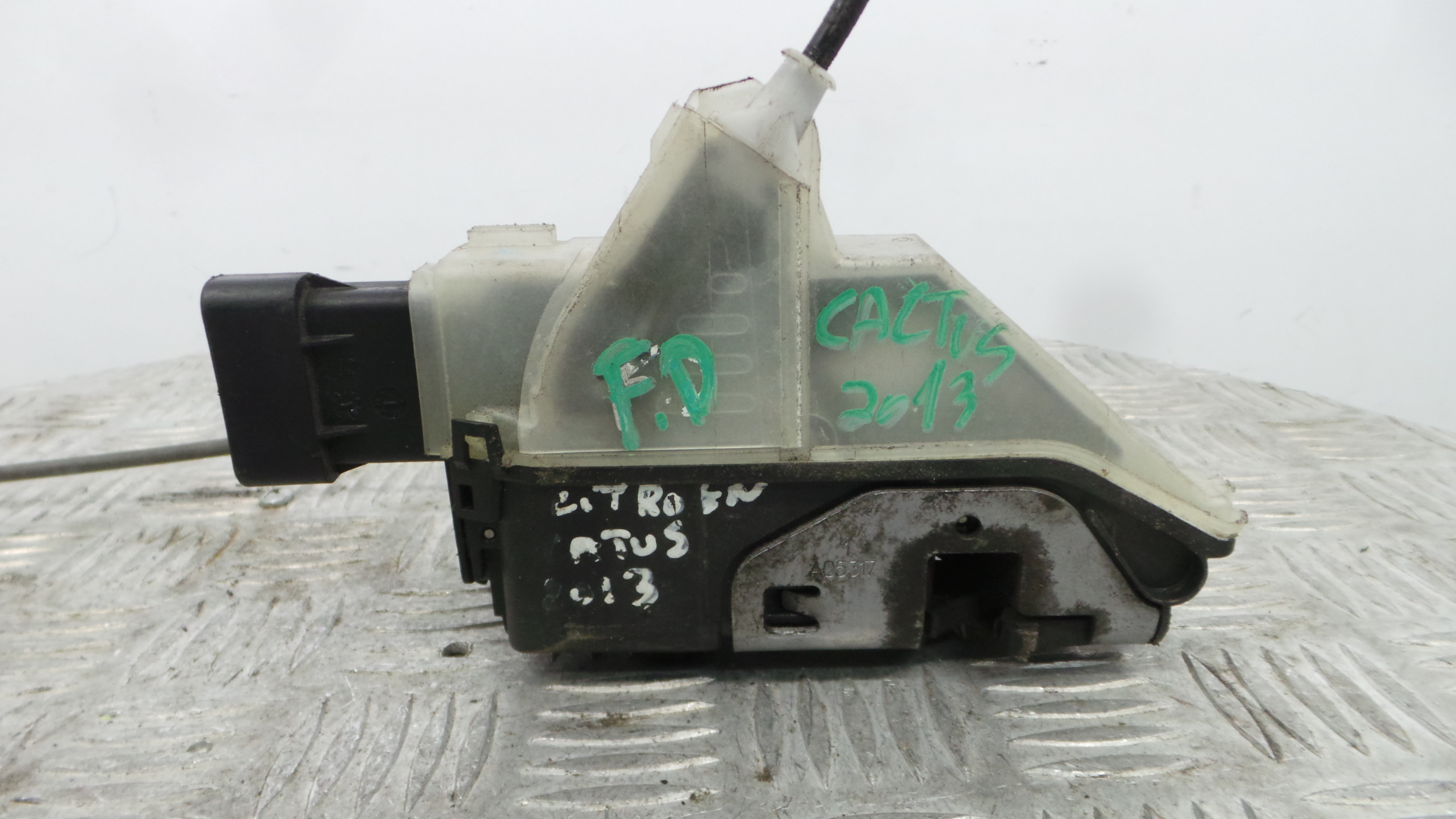 Fecho da Porta Frente Dto 016899 - CITROËN C4 CACTUS-36750424