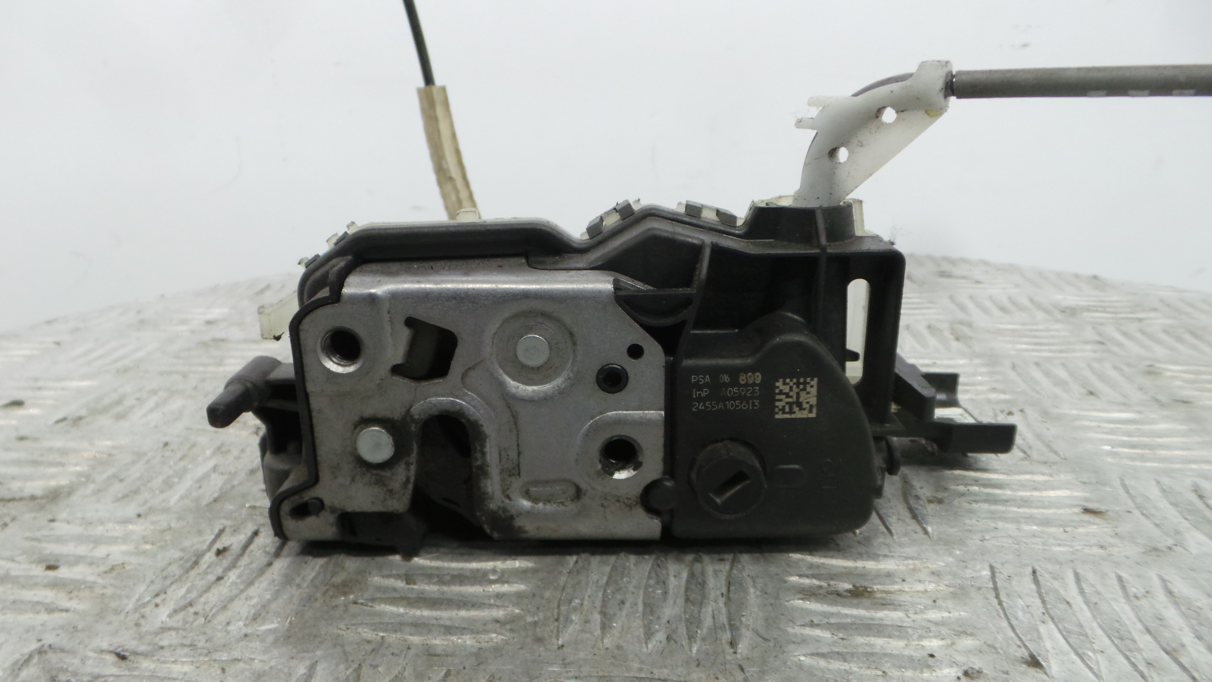 Fecho da Porta Frente Dto 016899 - CITROËN C4 CACTUS-36750424