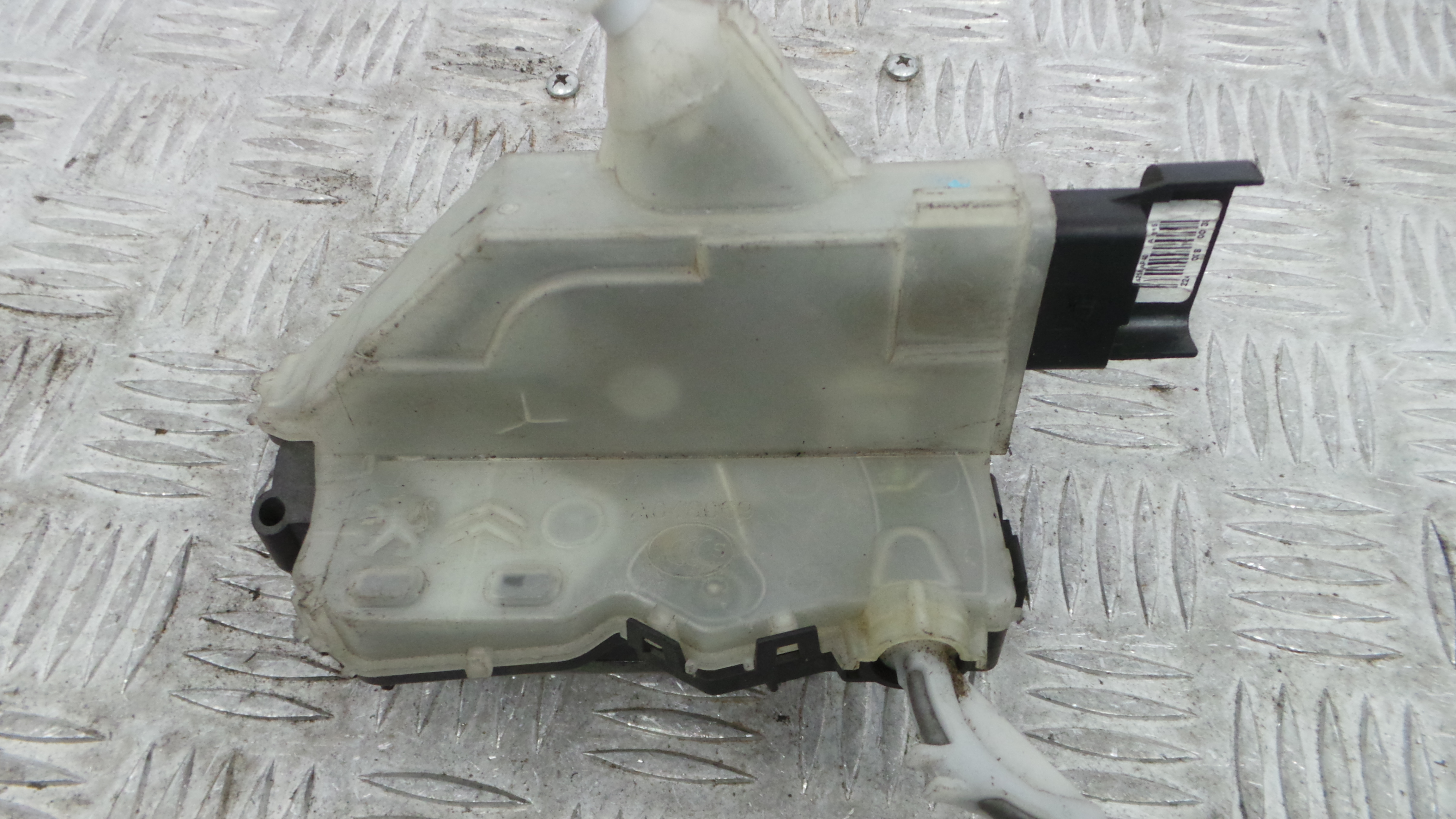 Fecho da Porta Frente Dto 016899 - CITROËN C4 CACTUS-36750424