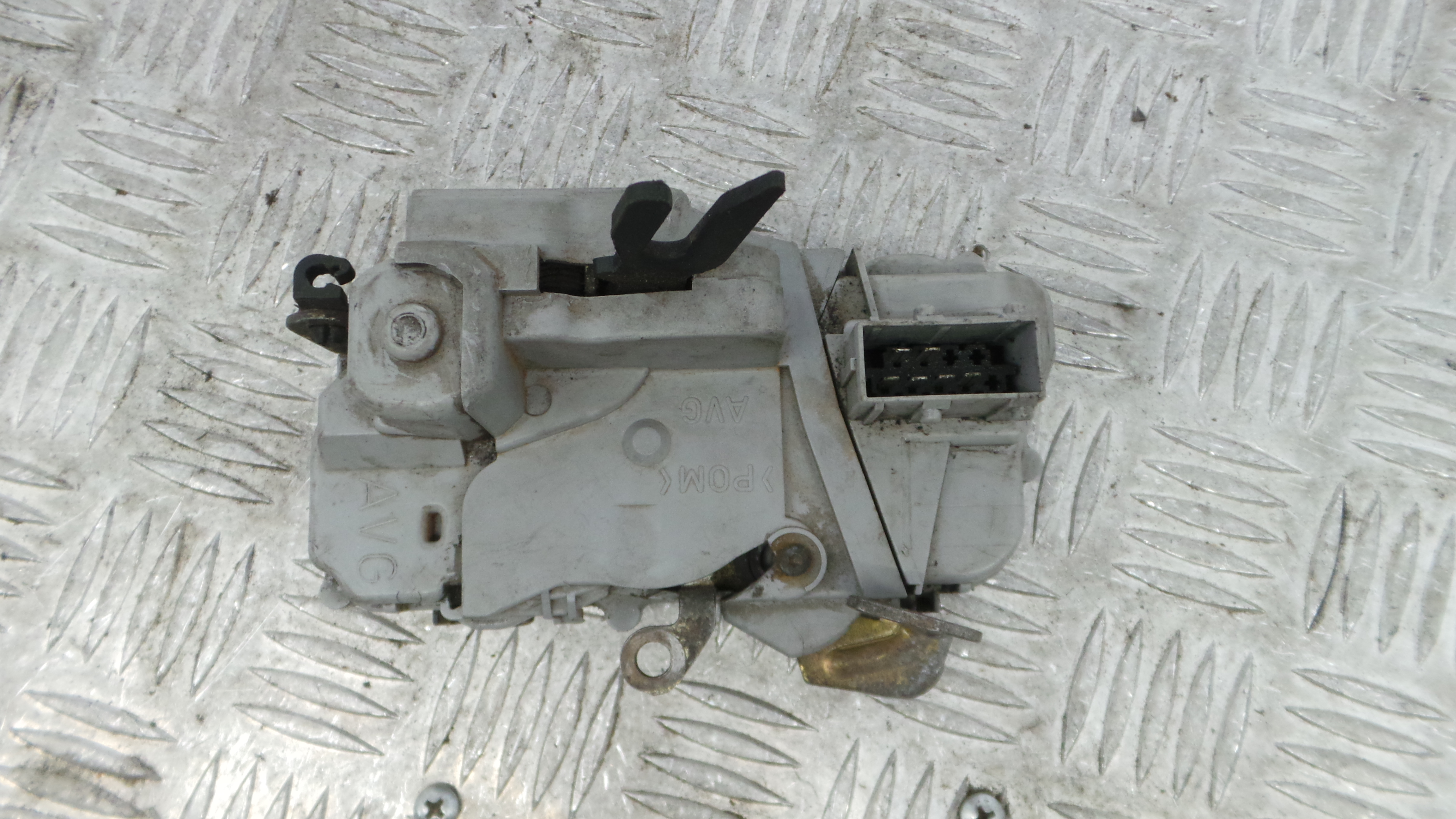Fecho da Porta Frente Esq 9135H4 - CITROËN XSARA (N1)-36750435