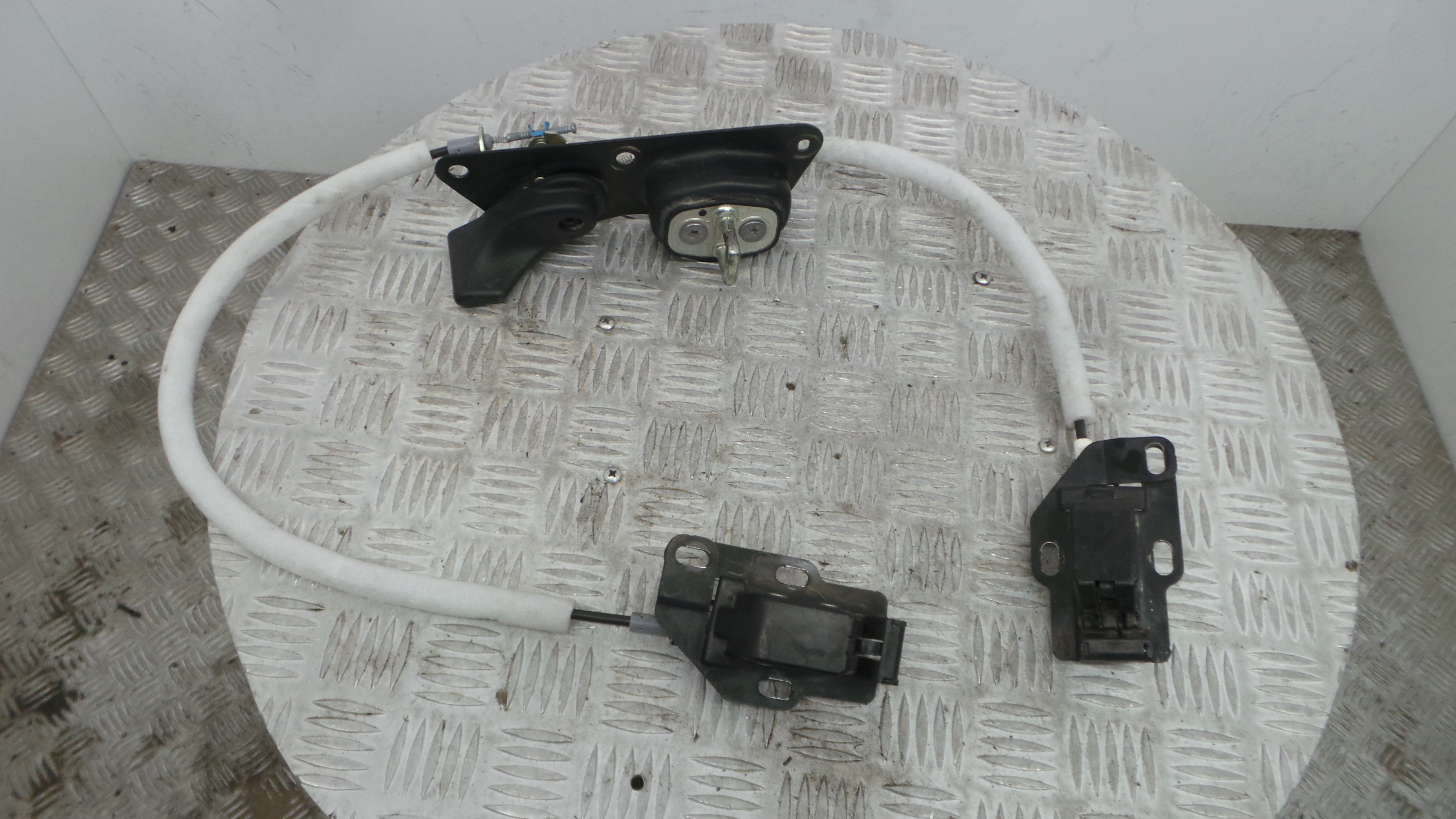 Fecho Mala  9832126080 - PEUGEOT PARTNER Caixa/monovolume-36750459