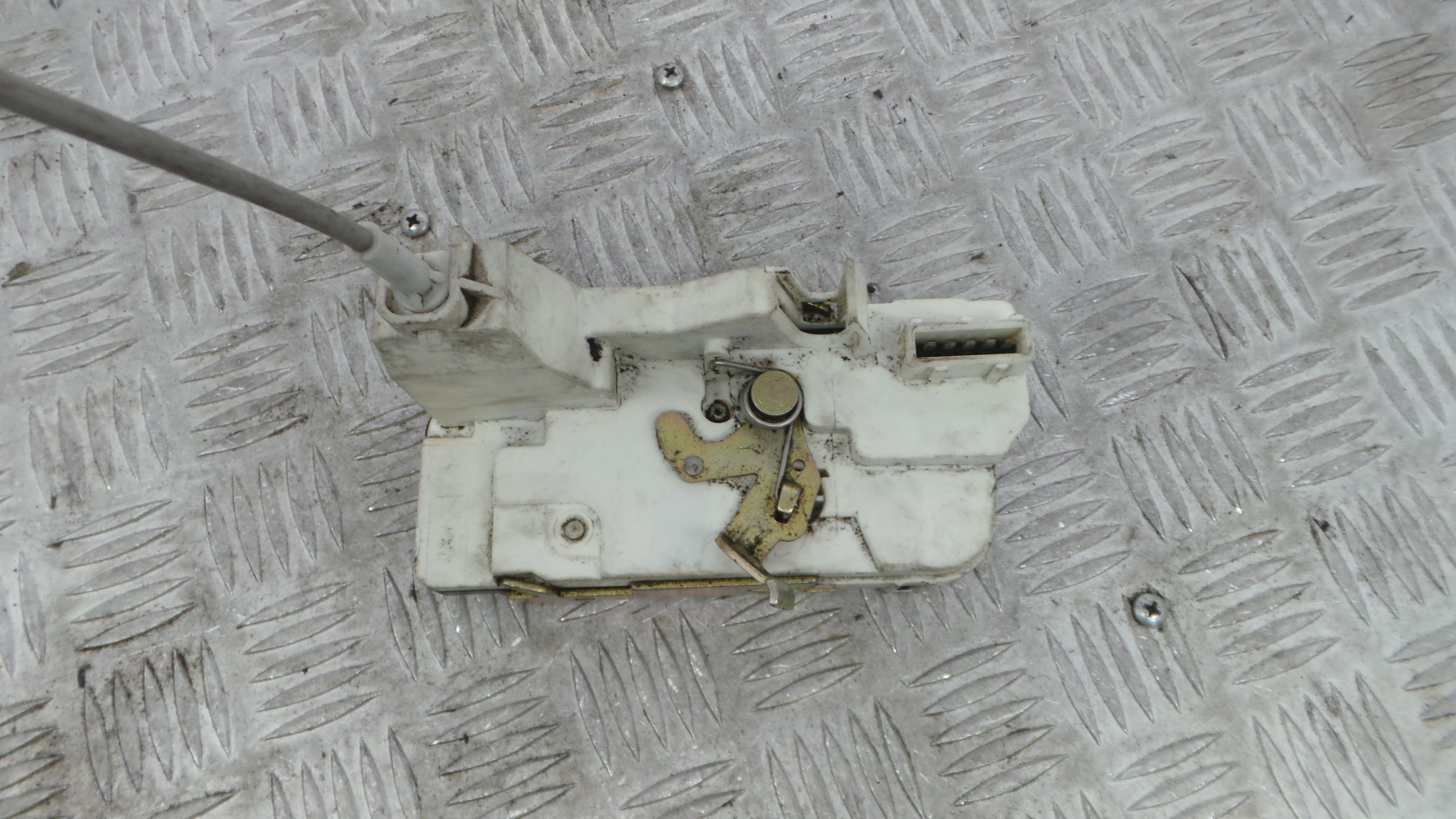 Fecho da Porta Trás Esq 9137A0 - PEUGEOT 307 (3A/C)-36750989